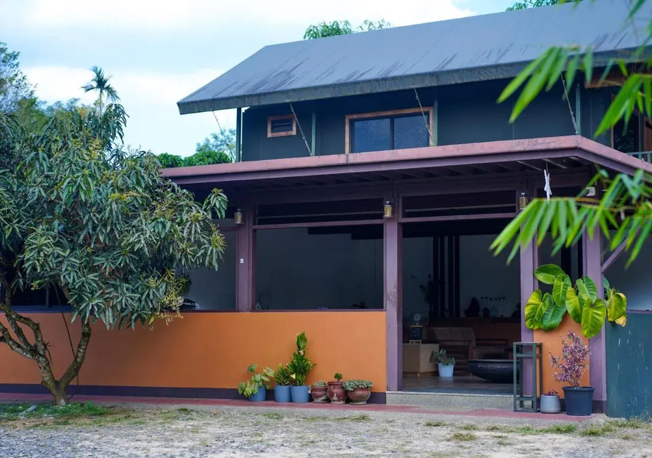 Restaurant/places to eat in Niyatma Wayanad Pool Resort by VOYE HOMES - Inside Coffee Plantation Restaurant/places to eat in Niyatma Wayanad Pool Resort by VOYE HOMES - Inside Coffee Plantation