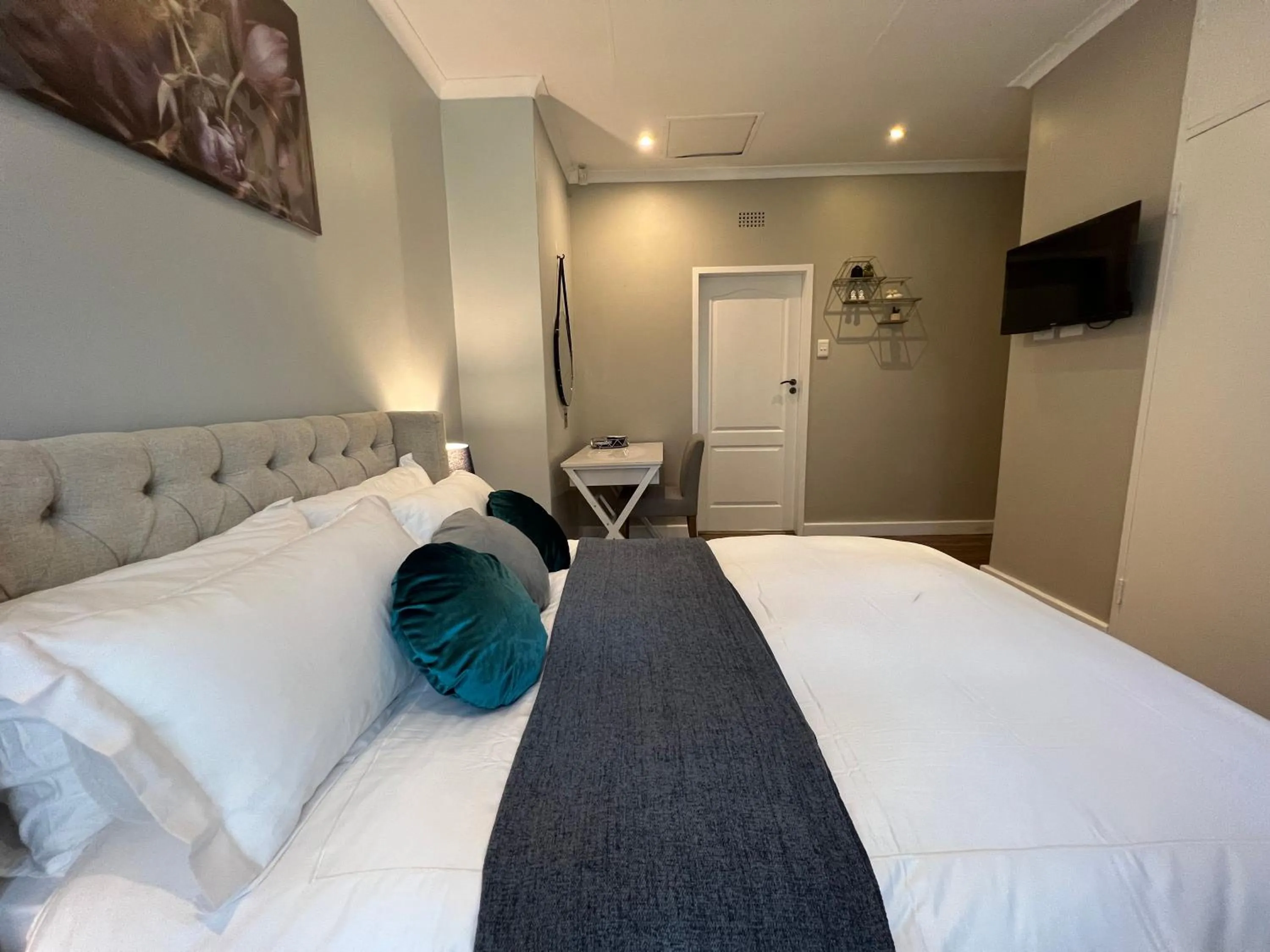 Bedroom, Bed in Le'Ciara Luxury Guest House