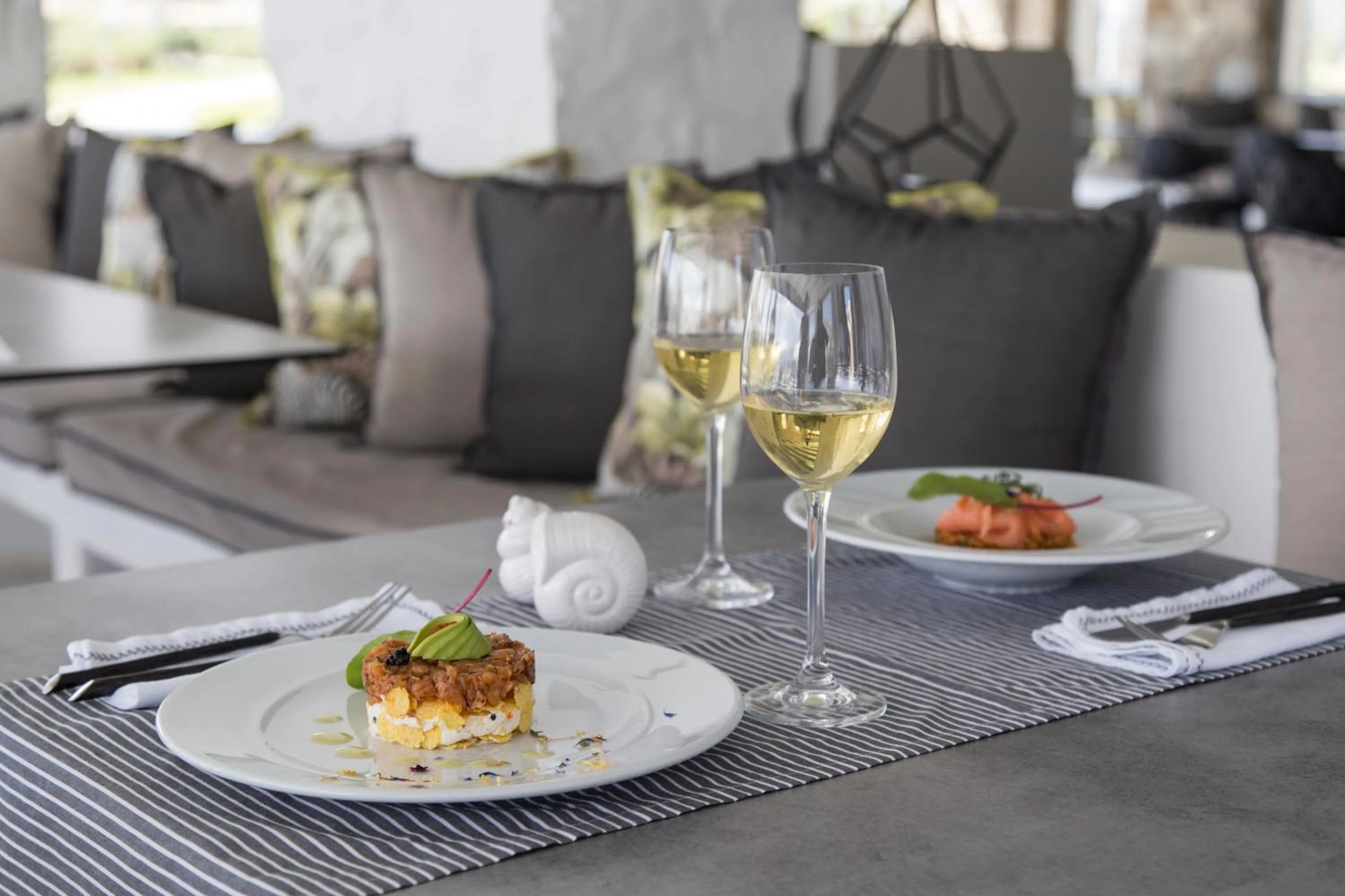 Restaurant/places to eat in Poseidon of Paros Hotel & Spa