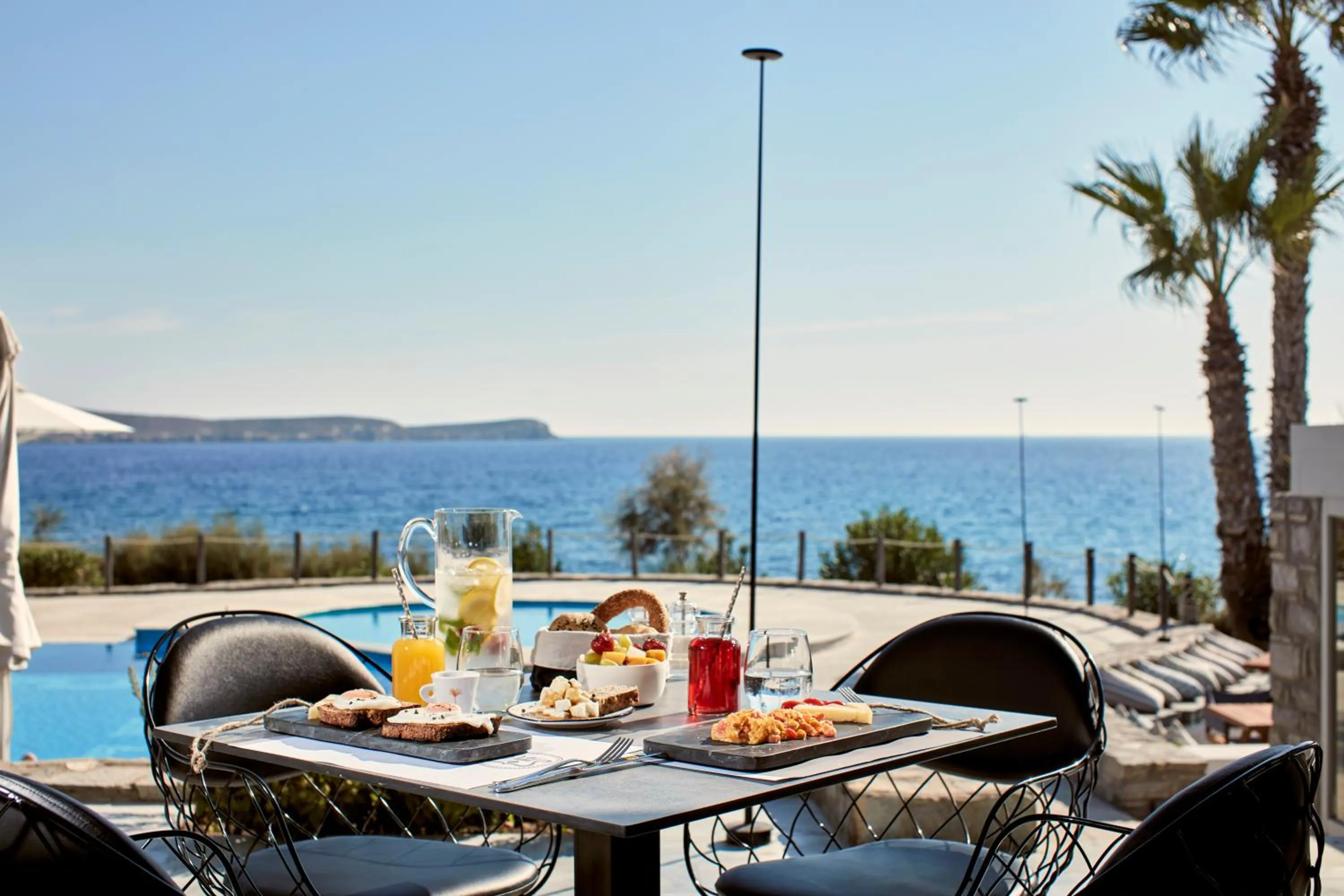 Restaurant/places to eat in Poseidon of Paros Hotel & Spa