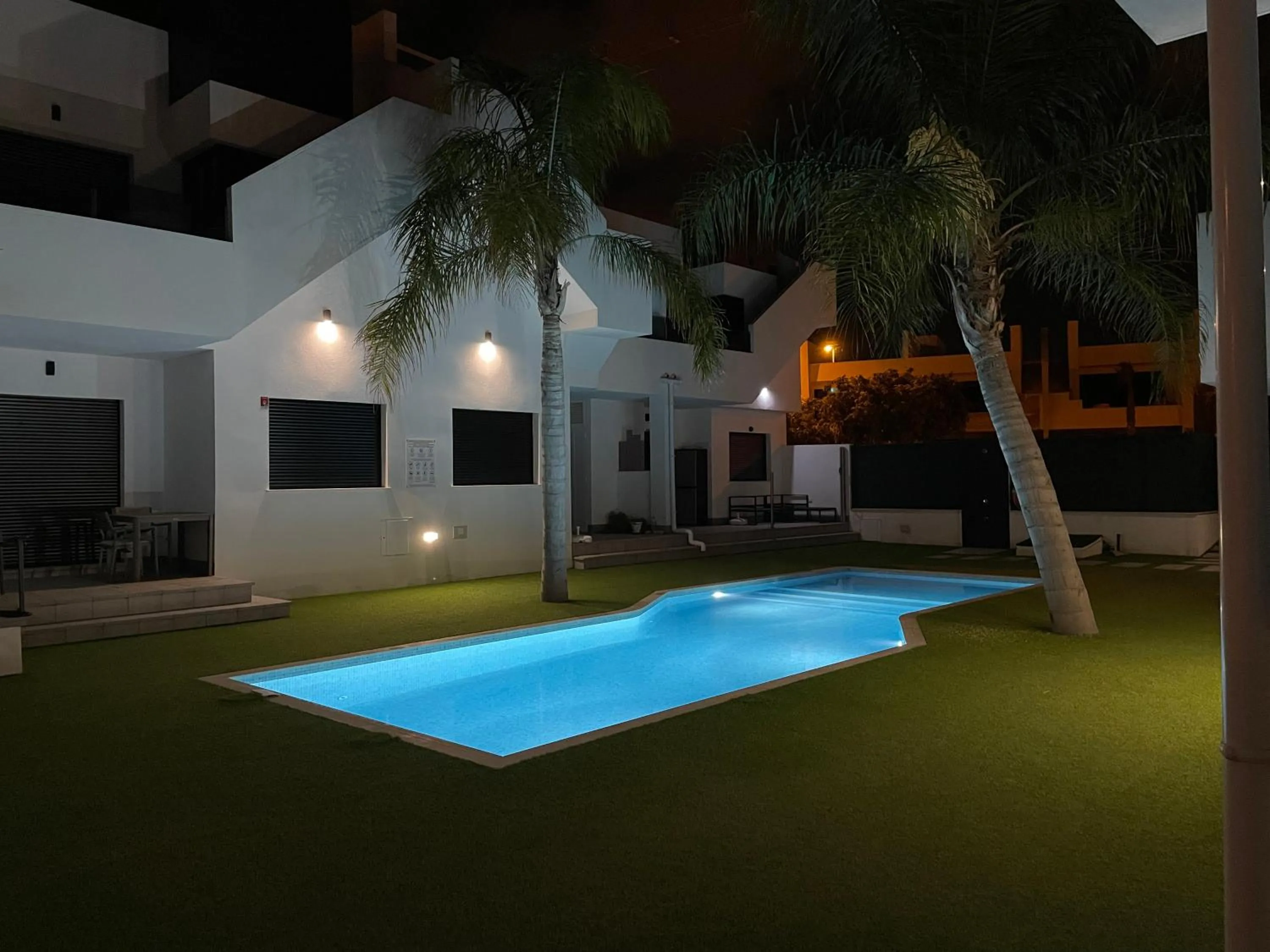 Modern Apartment with pool area