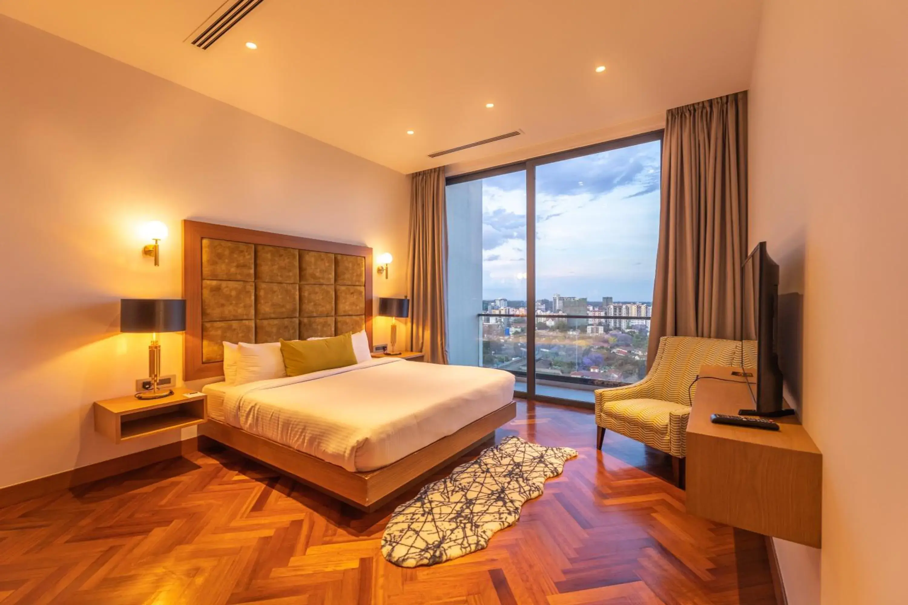 Penthouse Apartment in Broadwalk Residency Penthouse Apartment in Broadwalk Residency