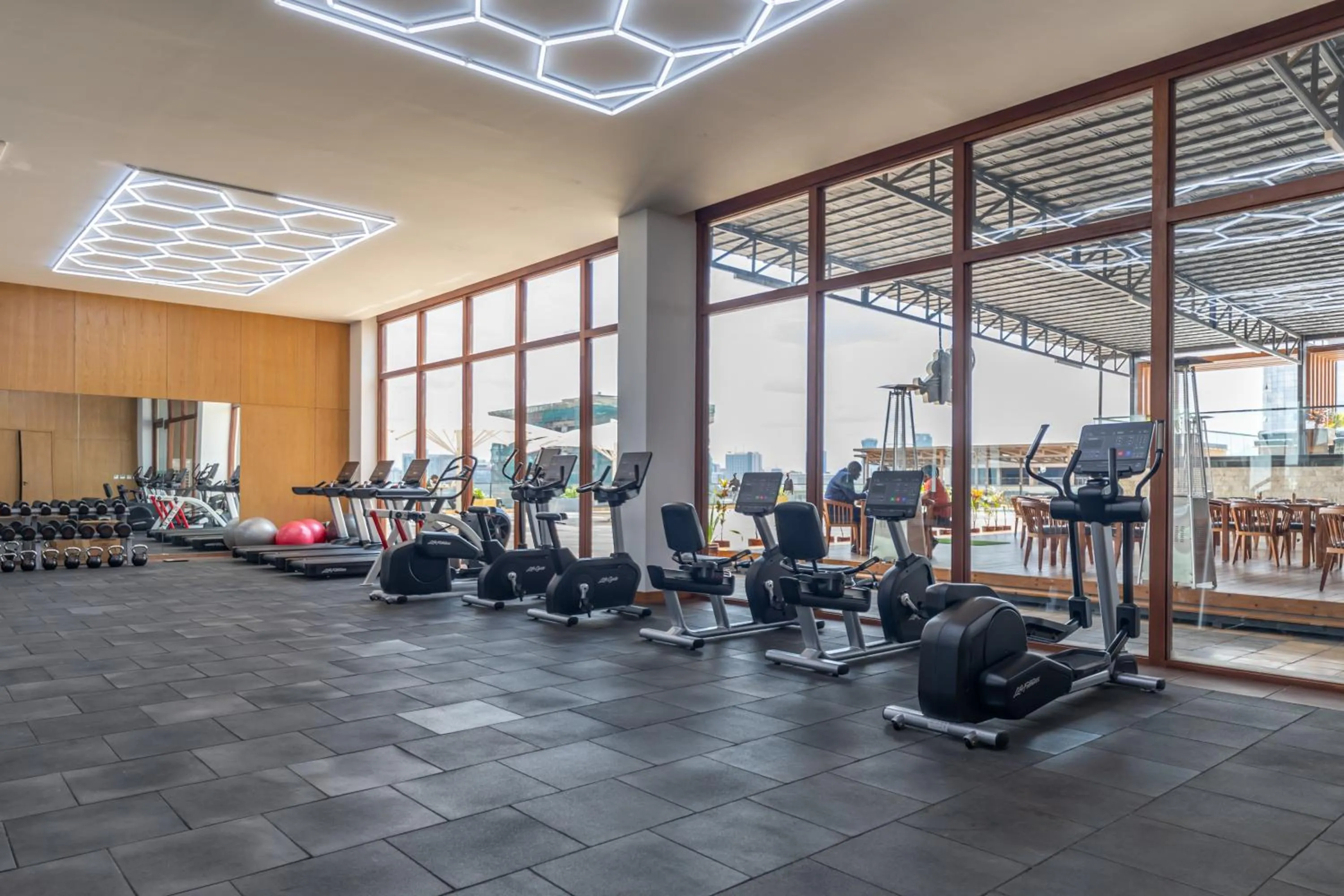 Fitness centre/facilities in Broadwalk Residency
