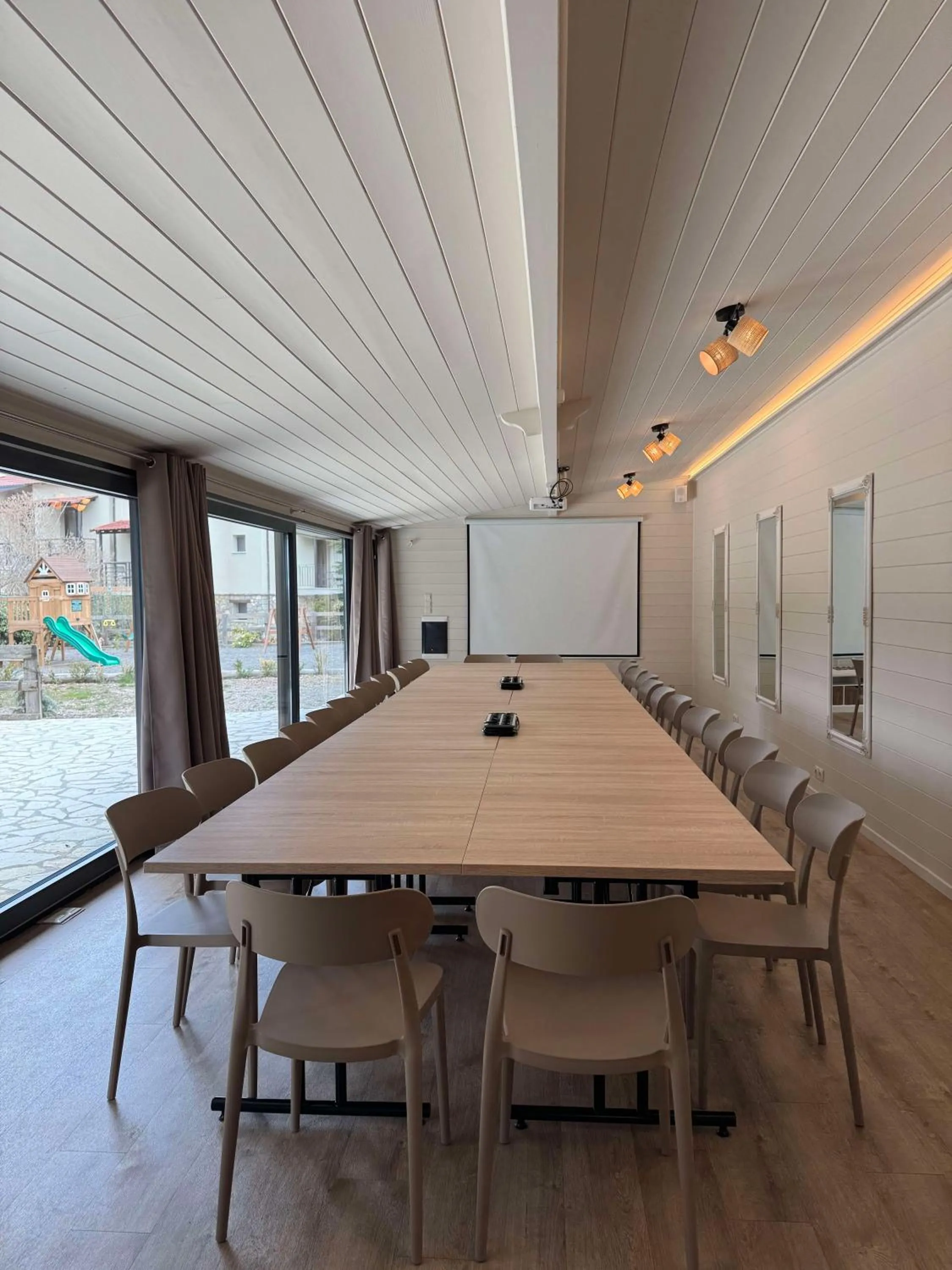 Meeting/conference room in Boutique Hotel Skamnos Arachova