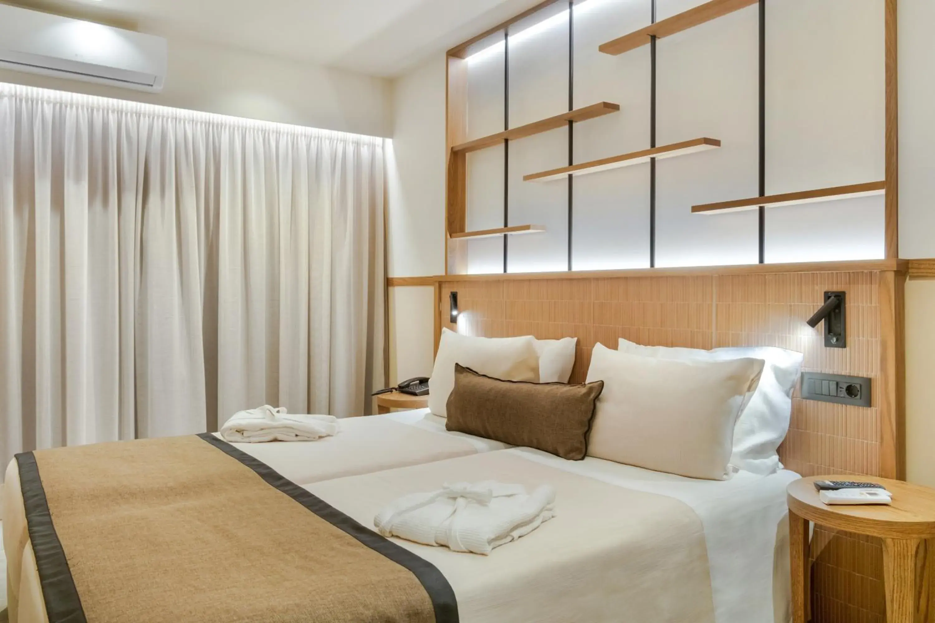 Bed in Capsis Astoria Heraklion Bed in Capsis Astoria Heraklion