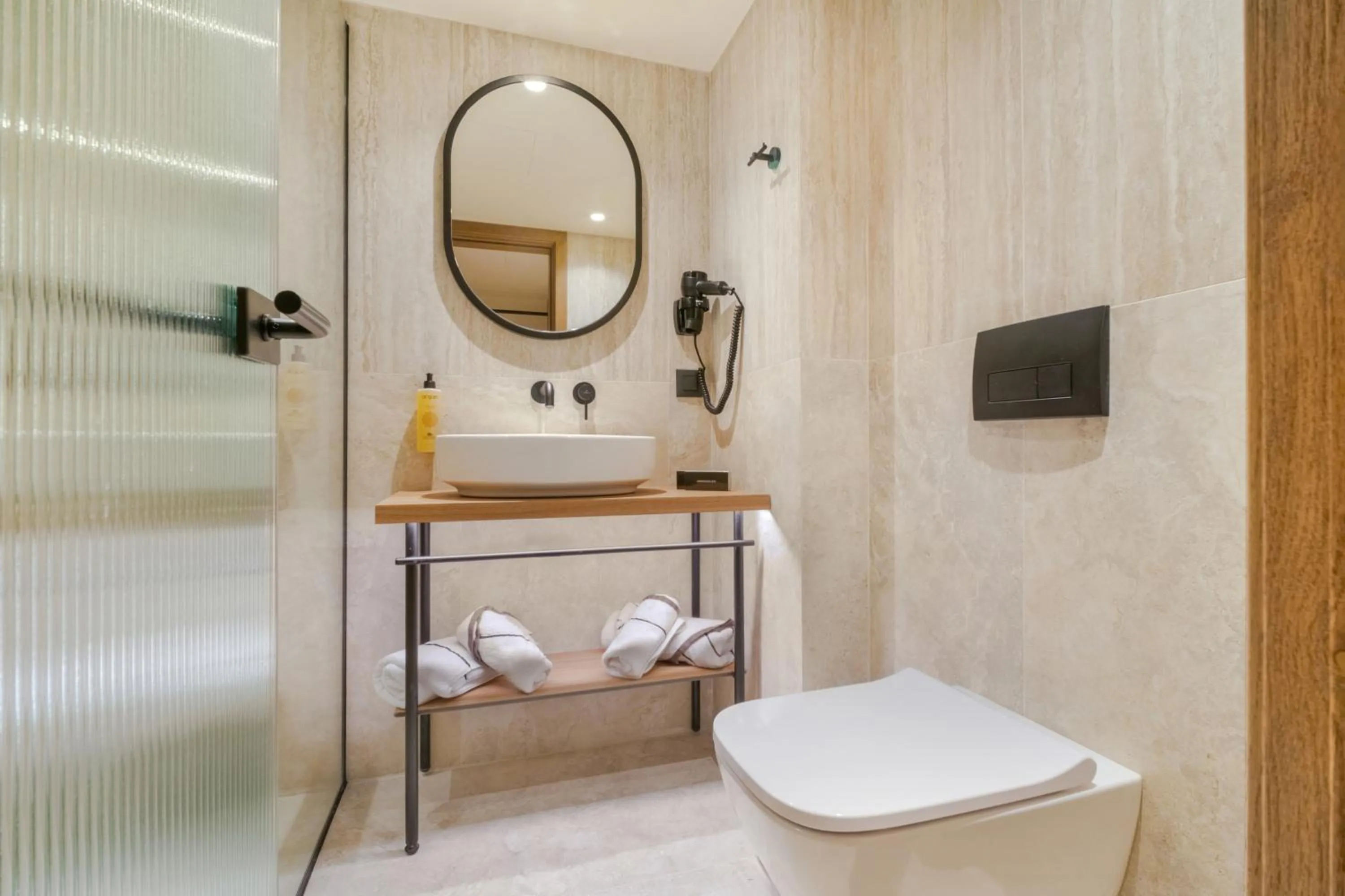 Shower in Capsis Astoria Heraklion