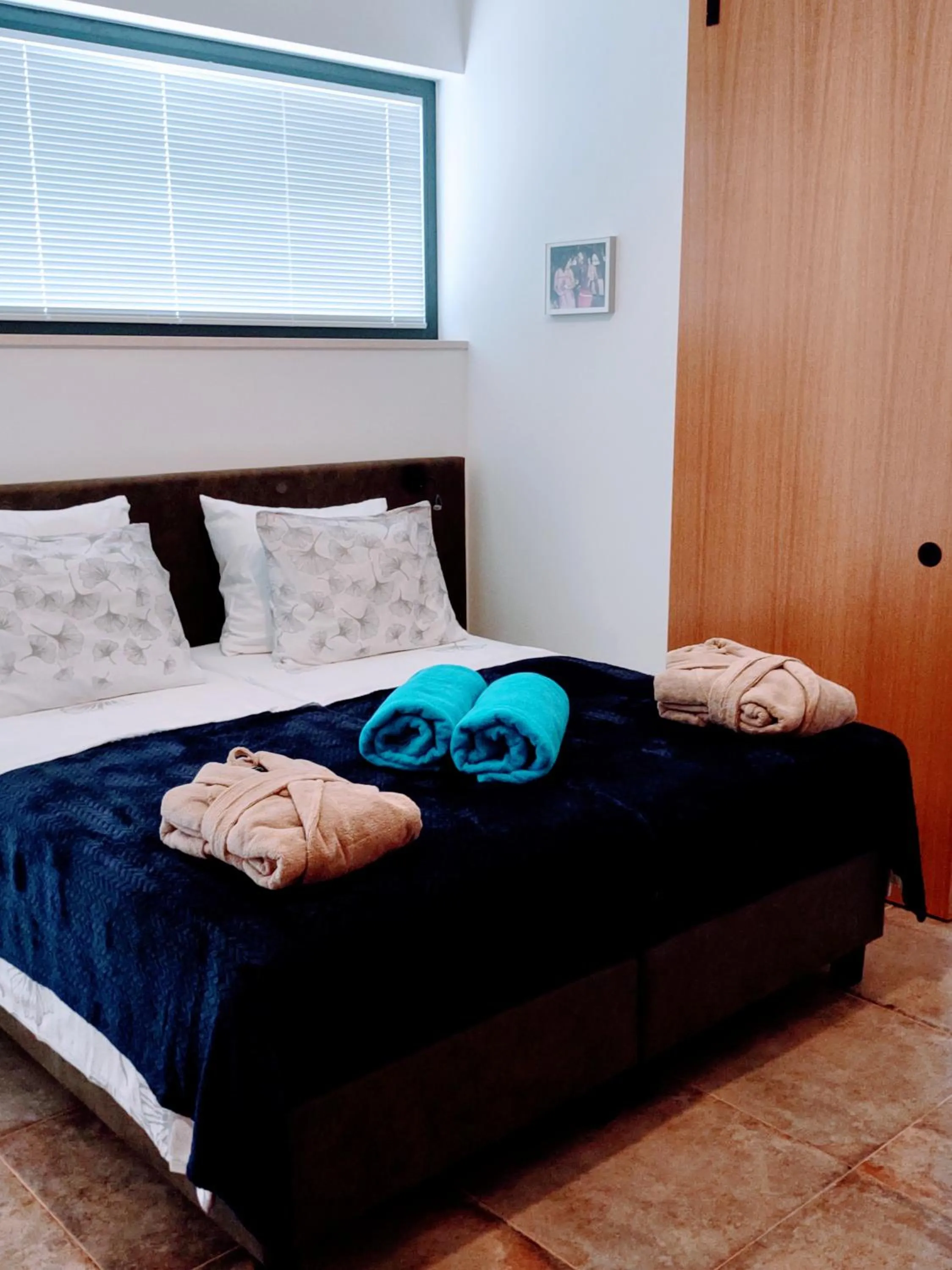 towels, Bed in Suites Sunny hill