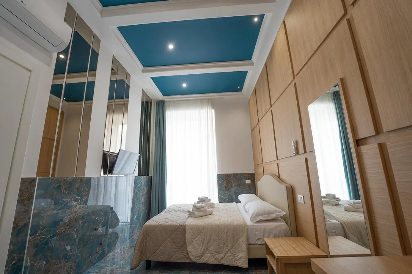 Bed in P.C. Boutique H. LifeStyle, Napoli Centro, by ClaPa Group Dislocated Hospitality