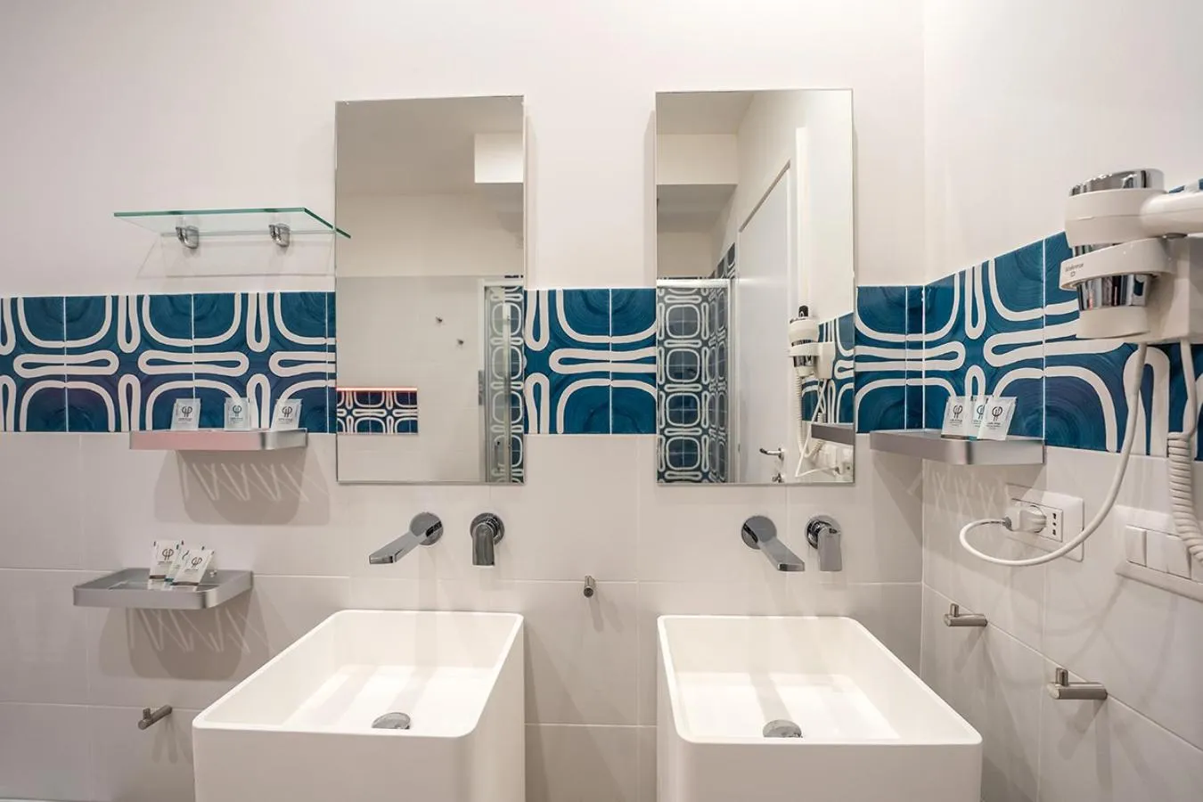 Bathroom in P.C. Boutique H. LifeStyle, Napoli Centro, by ClaPa Group Dislocated Hospitality