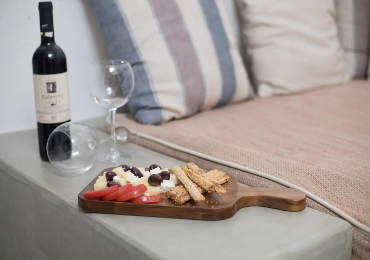 Food and drinks in Princess Of Naxos