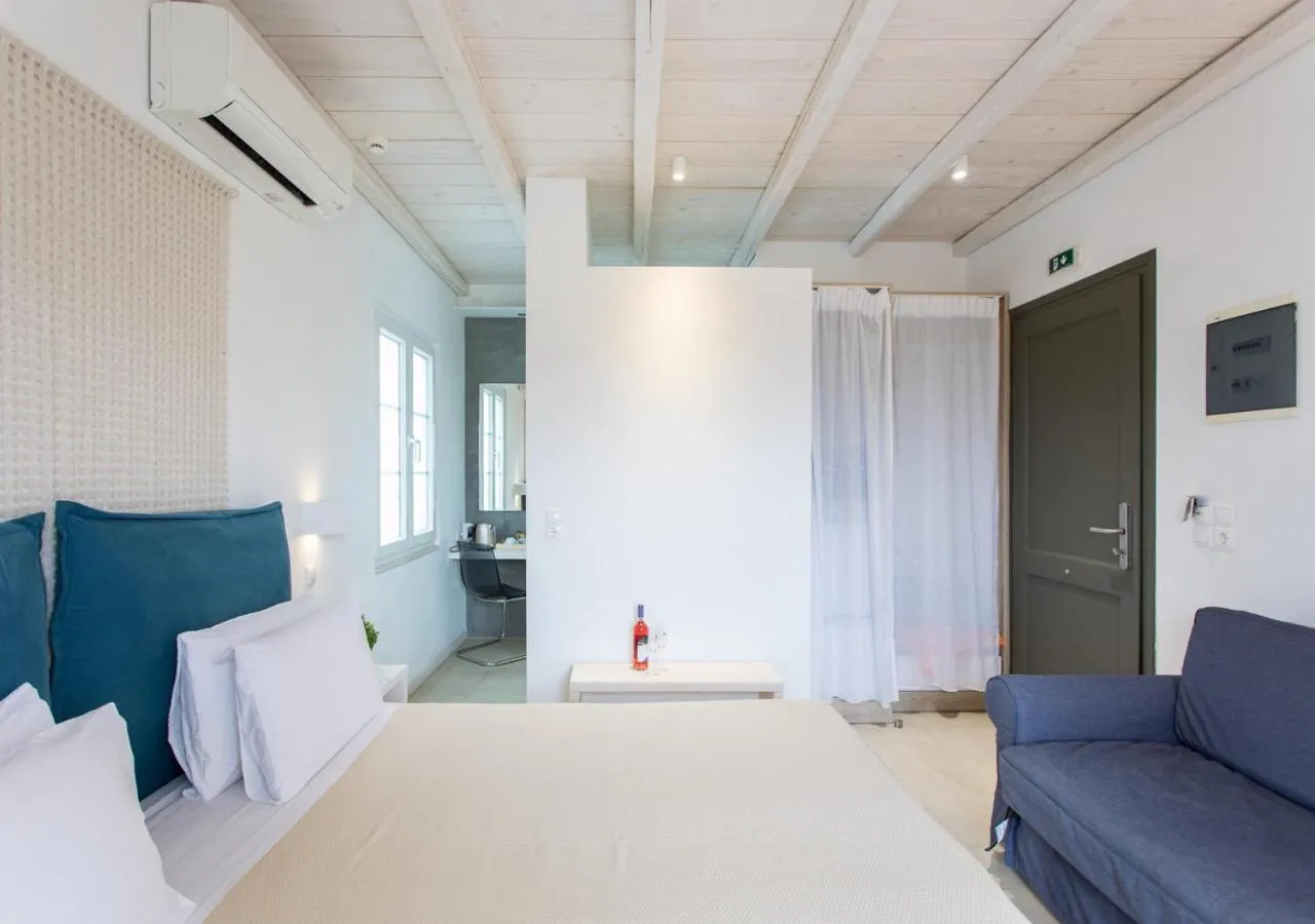 Bedroom, Bed in Princess Of Naxos