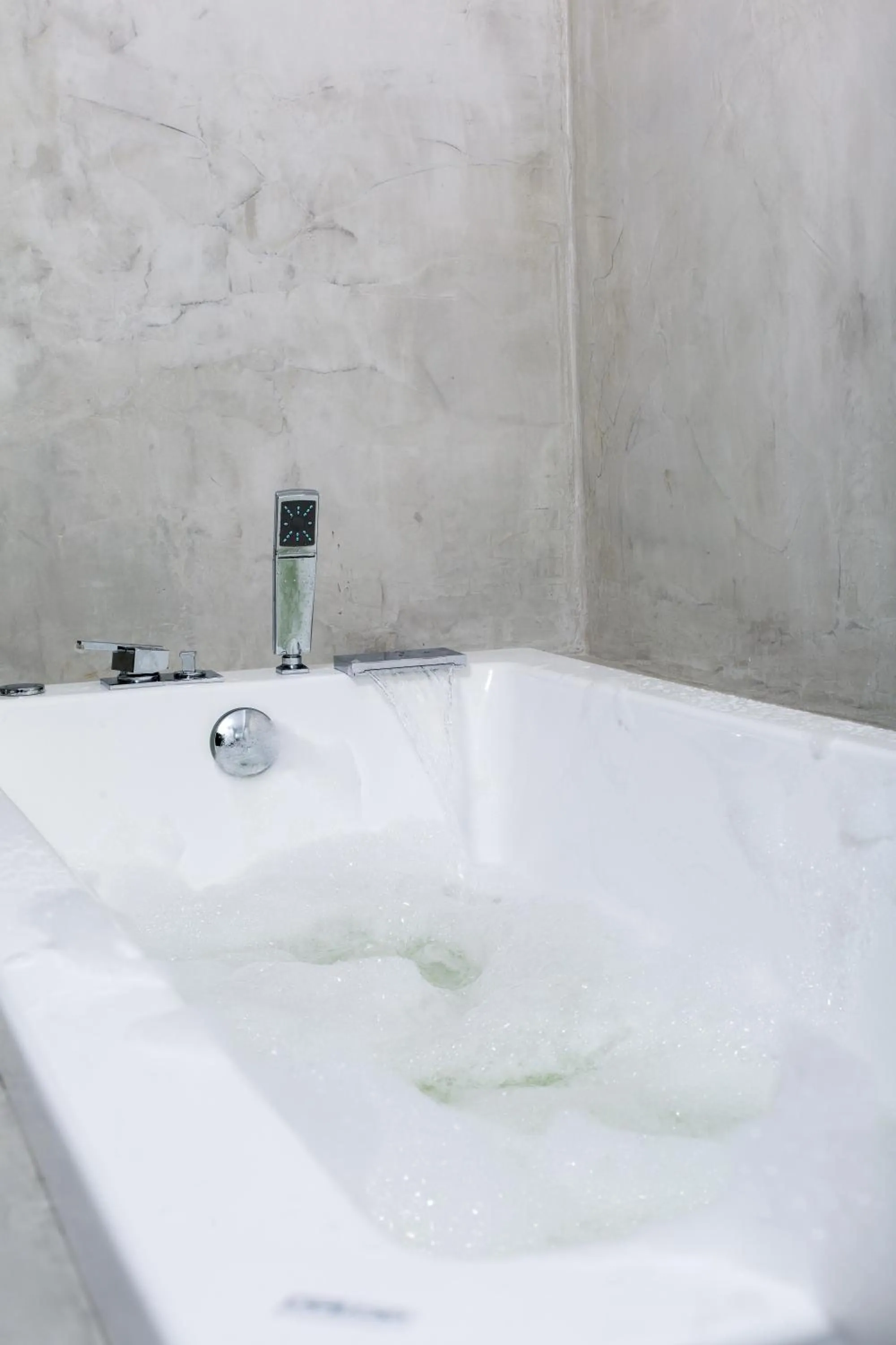 Bathroom in Princess Of Naxos