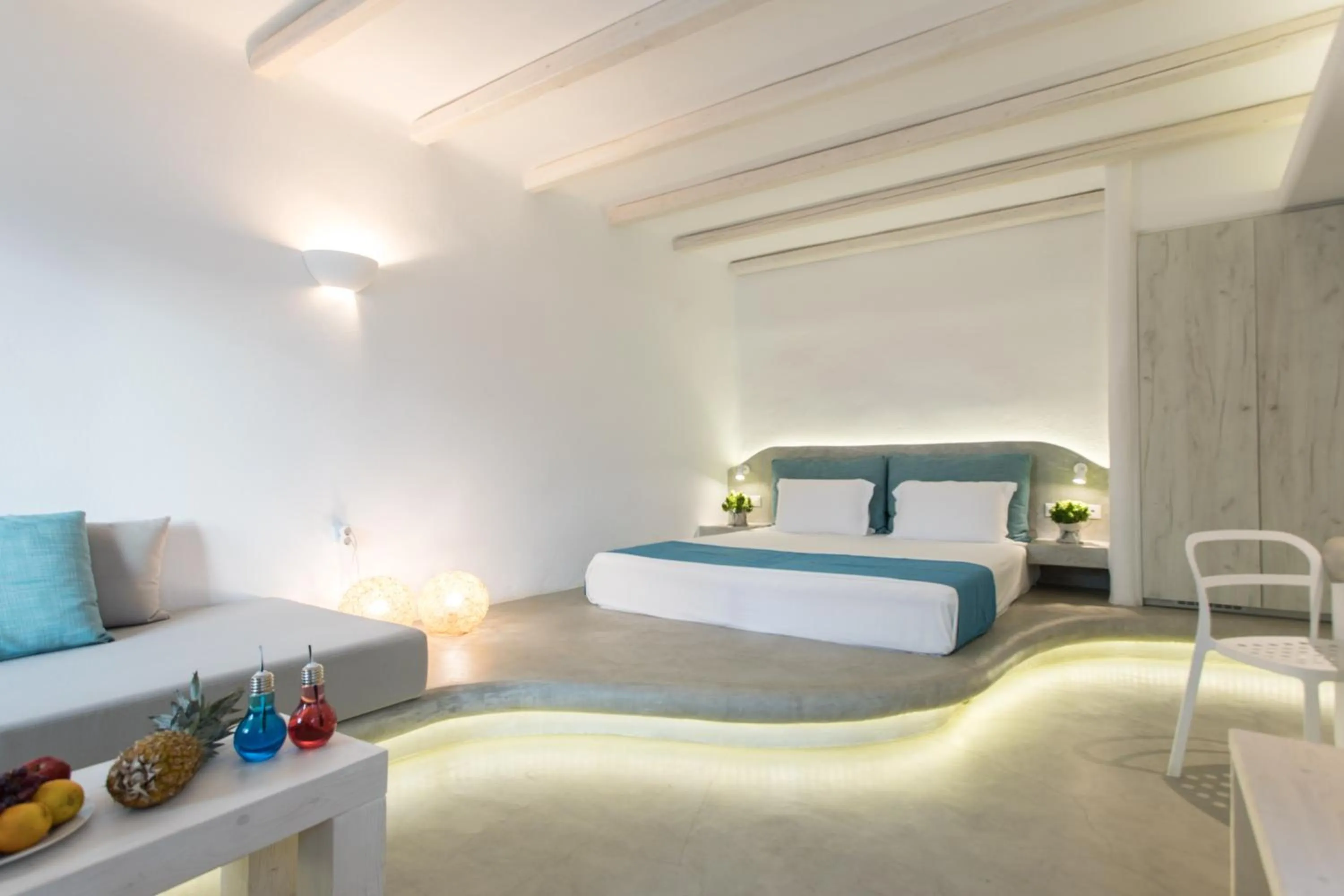 Bedroom, Bed in Princess Of Naxos