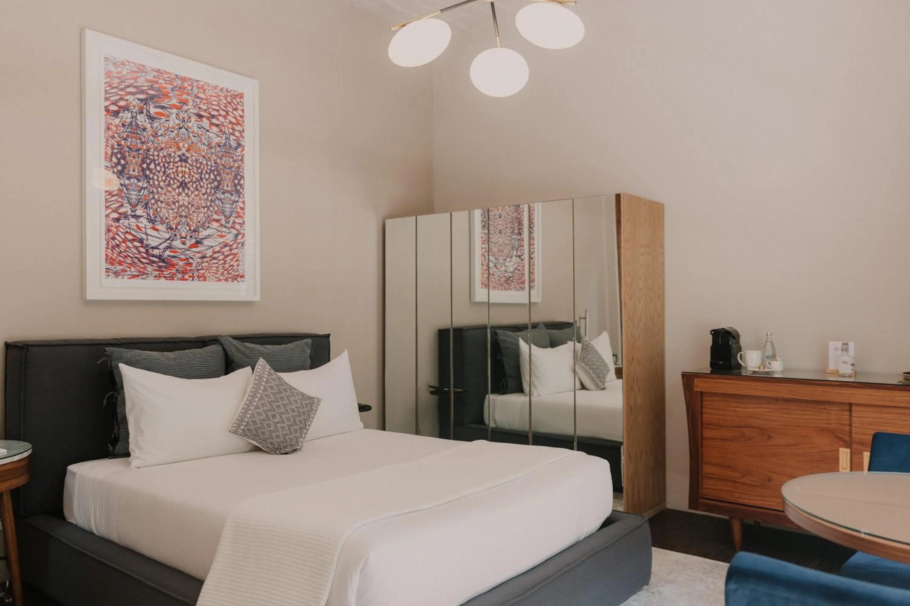 Deluxe Queen Room in Casa Seis Siete