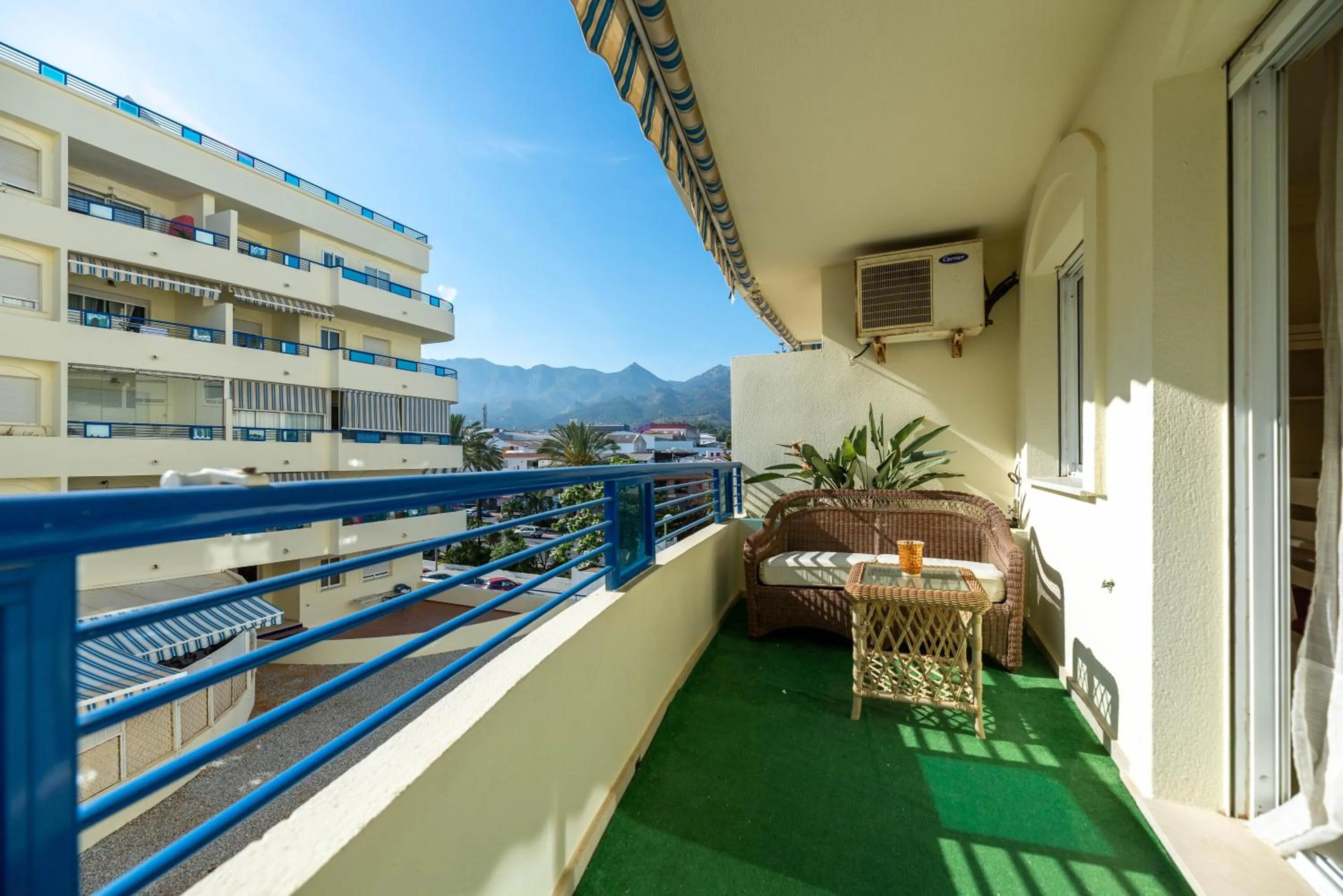 Property building in Apartamento Banana