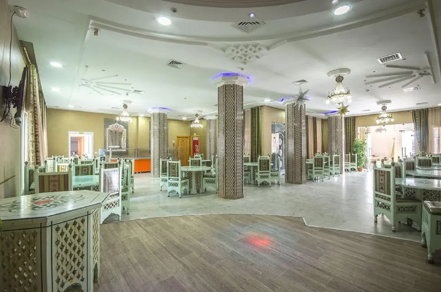 Restaurant/places to eat in Saheb Ettabaa Tunis Restaurant/places to eat in Saheb Ettabaa Tunis