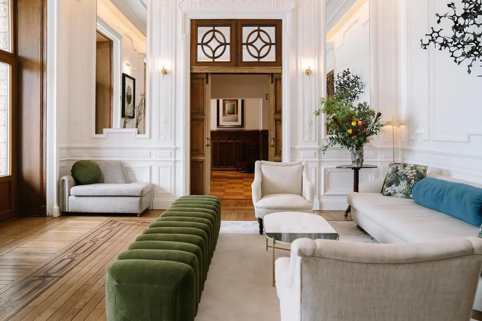Living room in Palacio Arriluce Hotel - The Leading Hotels of the World Living room in Palacio Arriluce Hotel - The Leading Hotels of the World