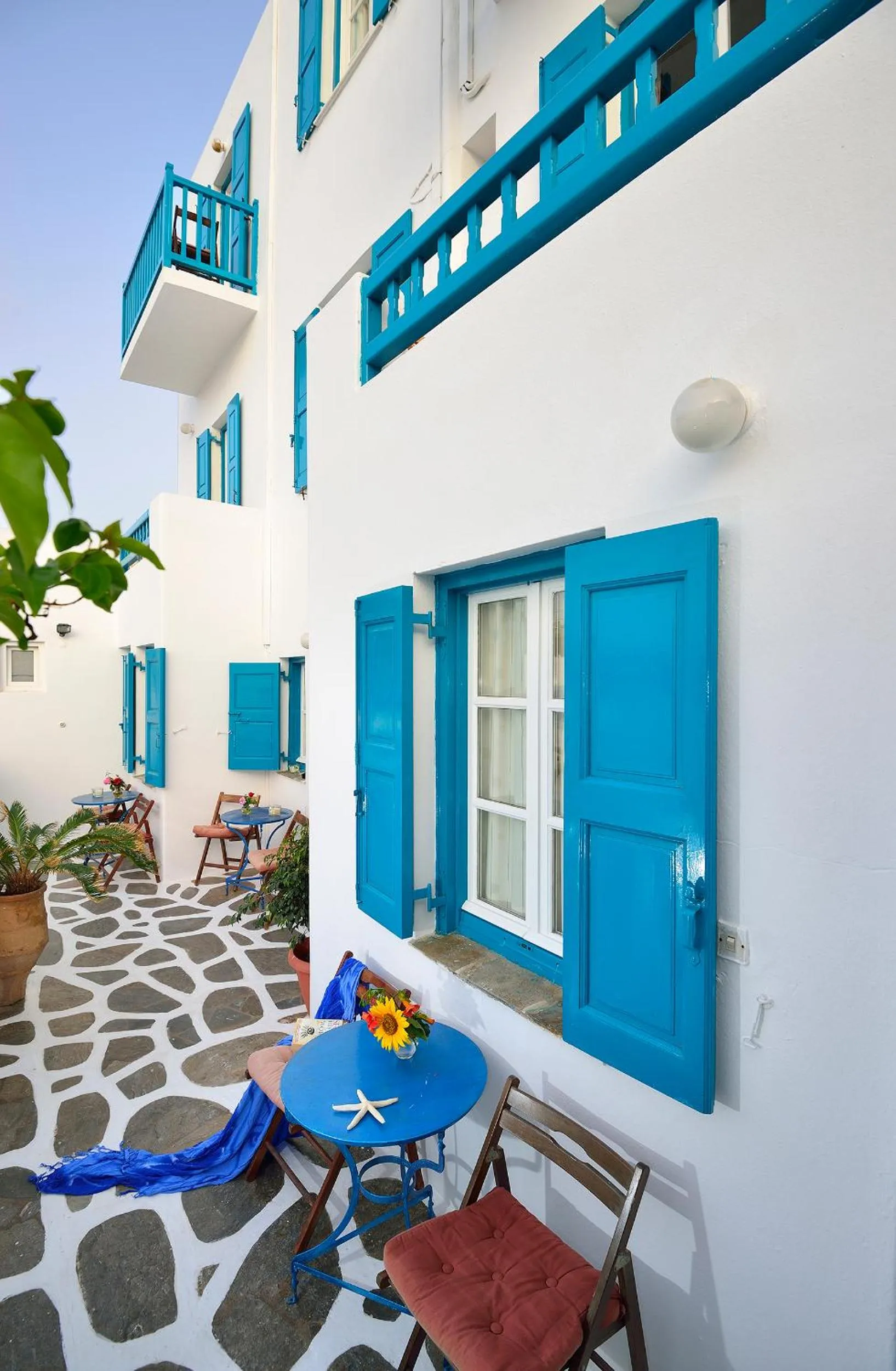 Patio in Hotel Nazos