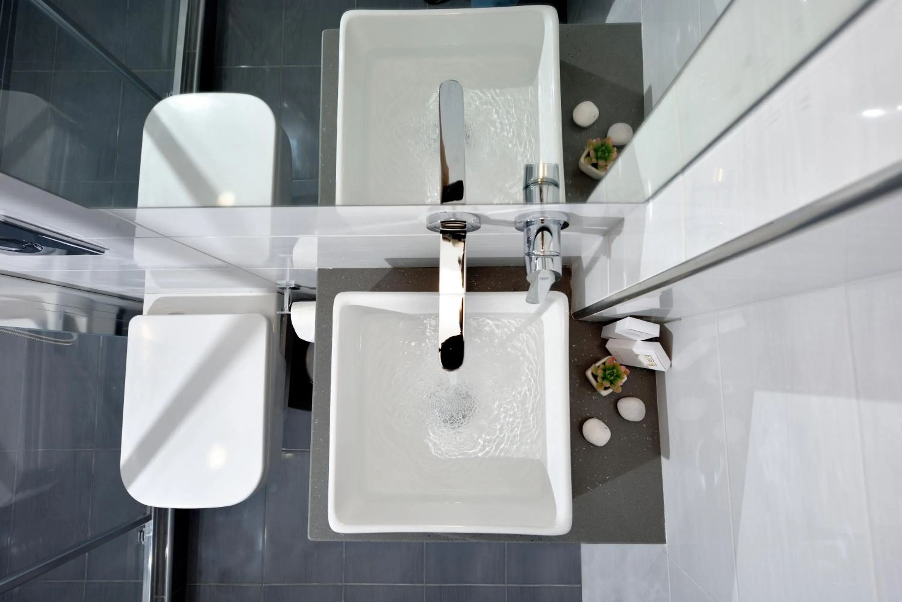 Bathroom in Hotel Nazos