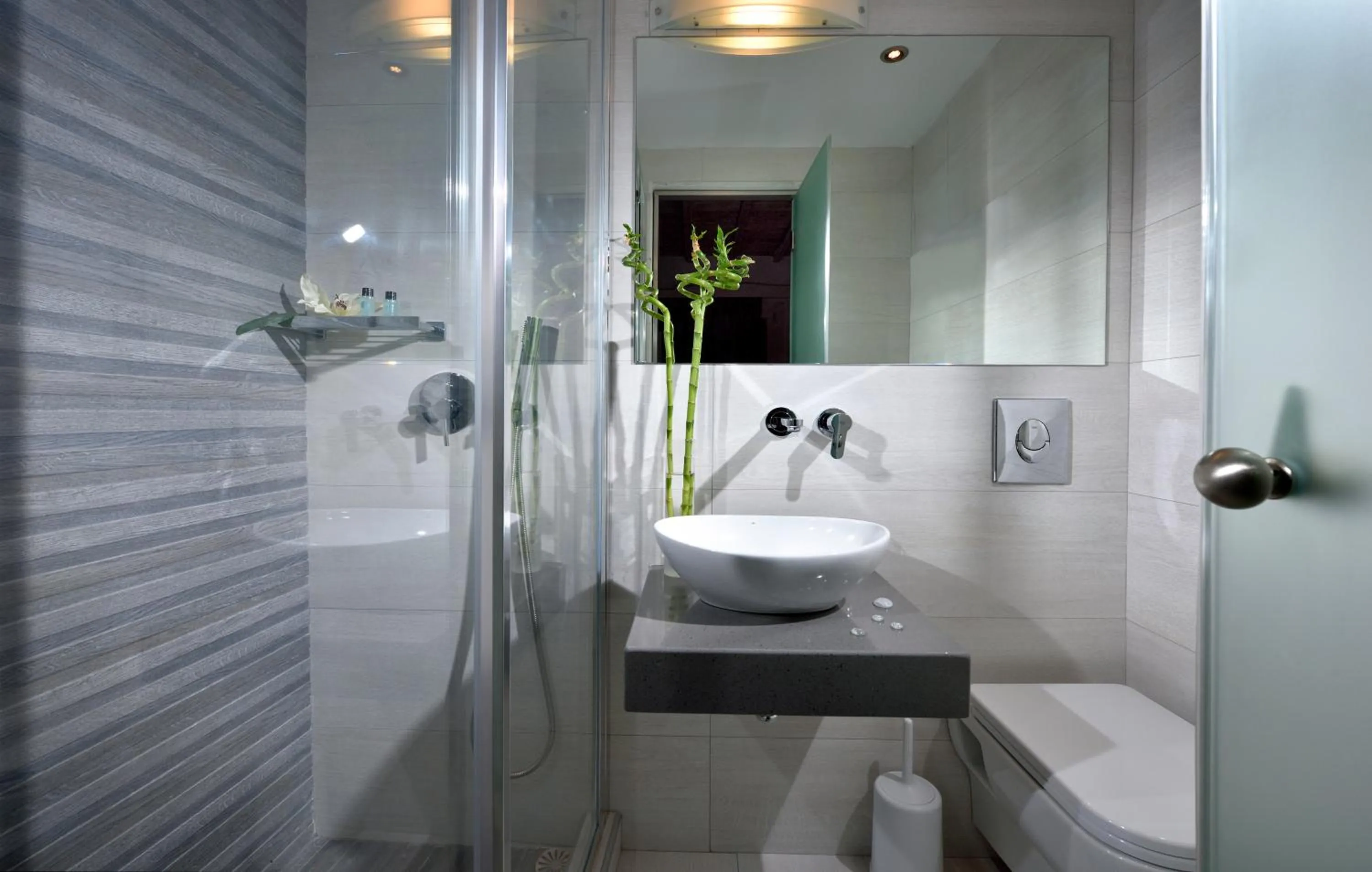 Bathroom in Hotel Nazos