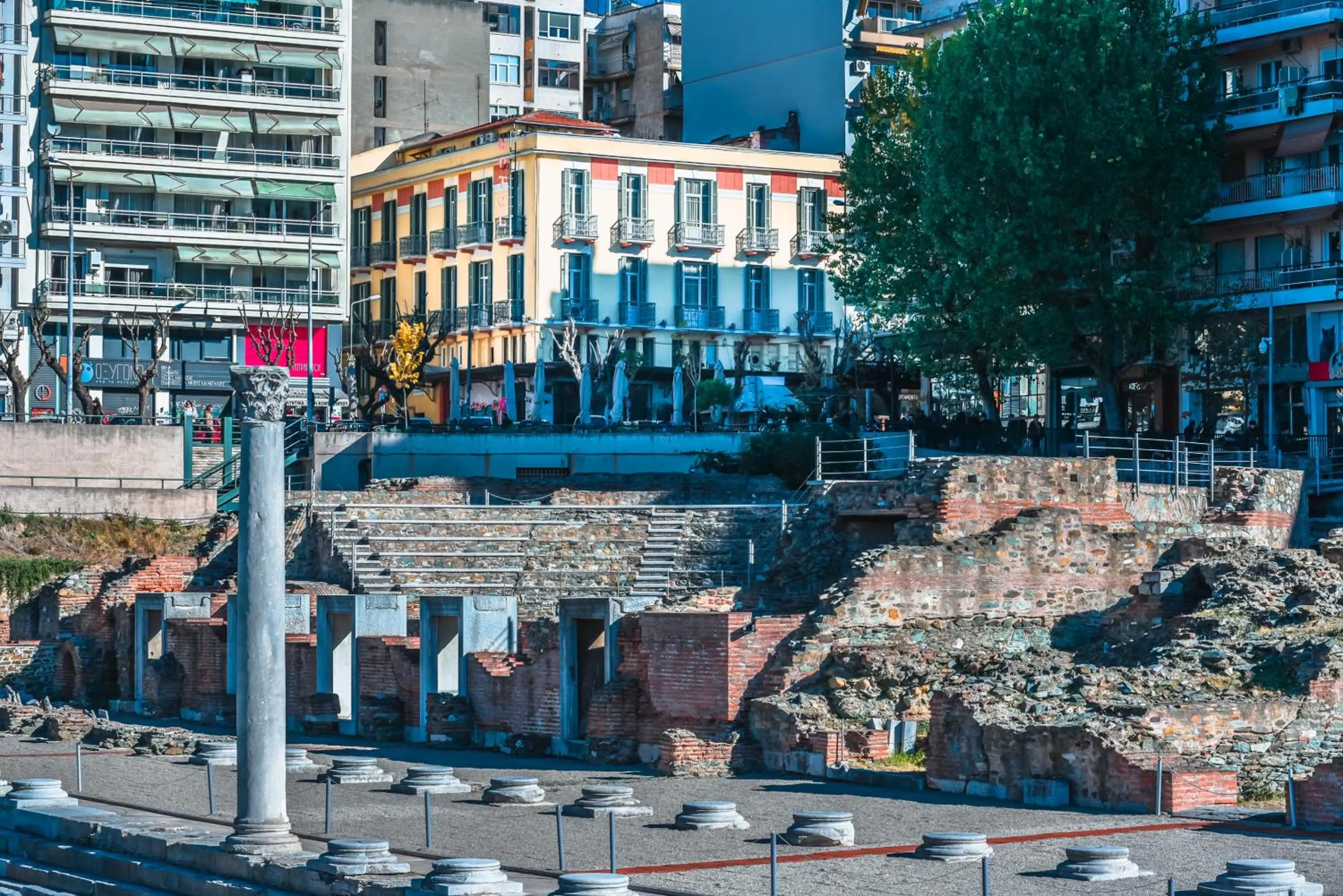 Facade/entrance in Orestias Kastorias