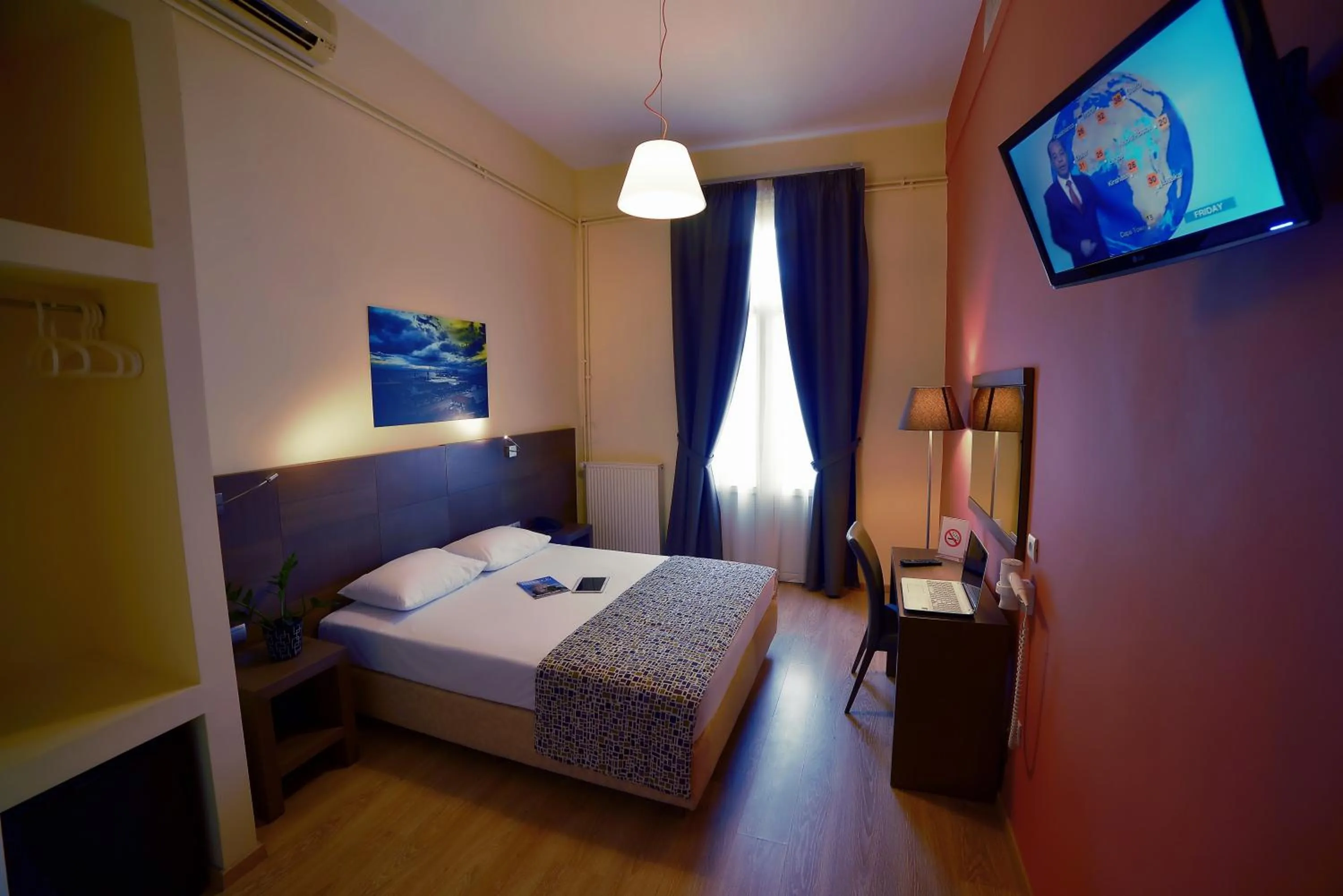Photo of the whole room, Bed in Orestias Kastorias