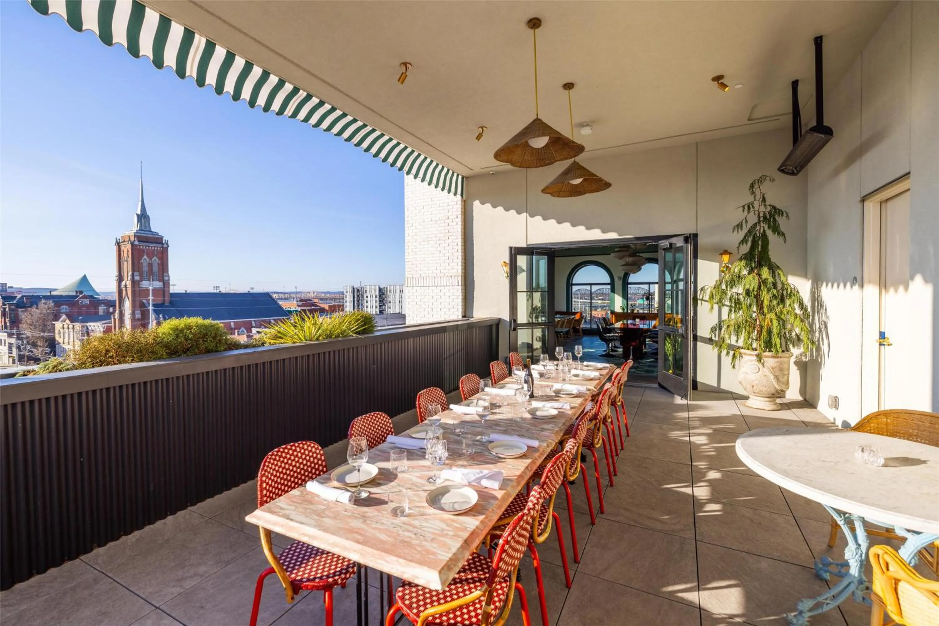Patio in Hotel Genevieve, part of JdV by Hyatt