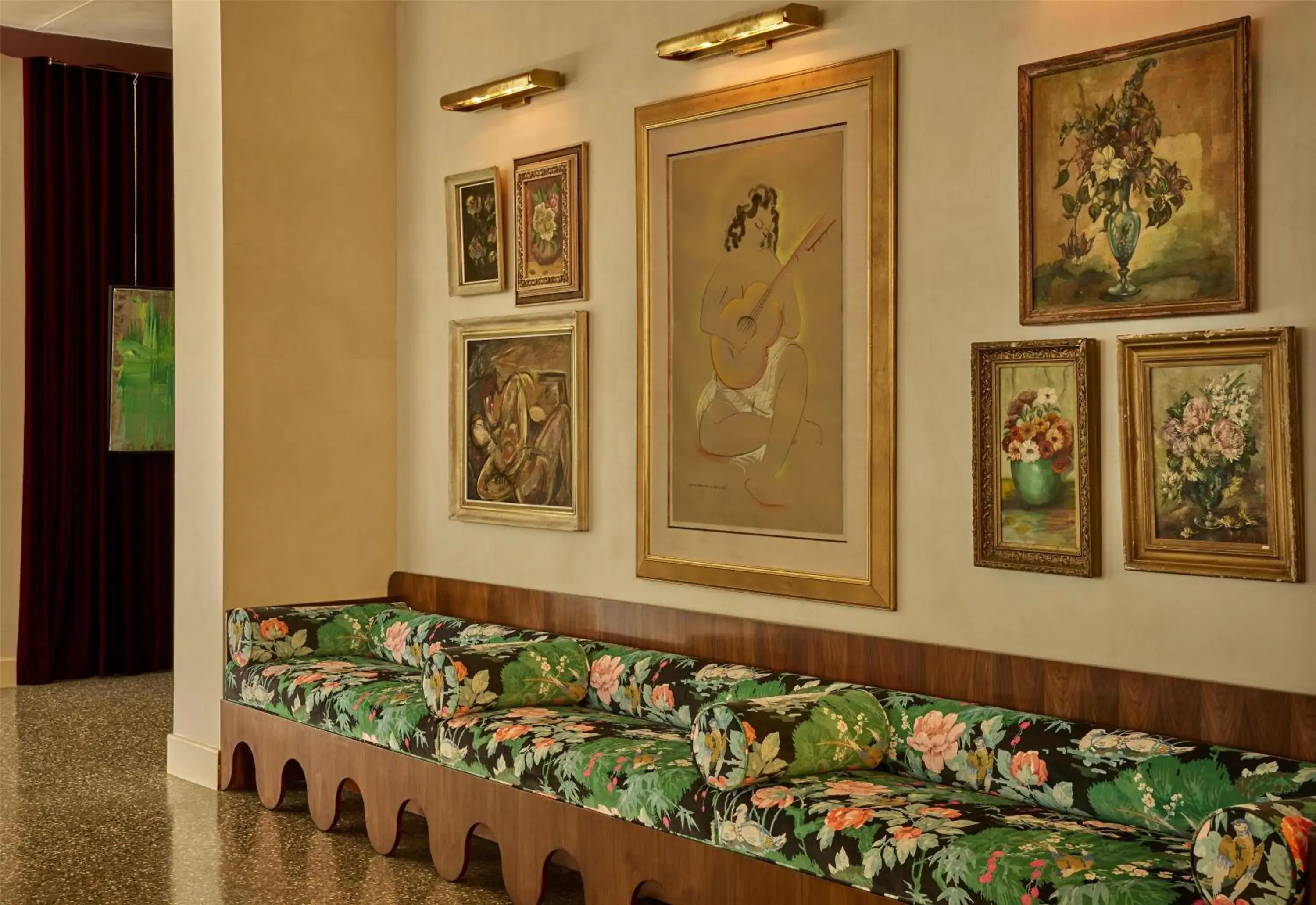 Lobby or reception in Hotel Genevieve, part of JdV by Hyatt Lobby or reception in Hotel Genevieve, part of JdV by Hyatt