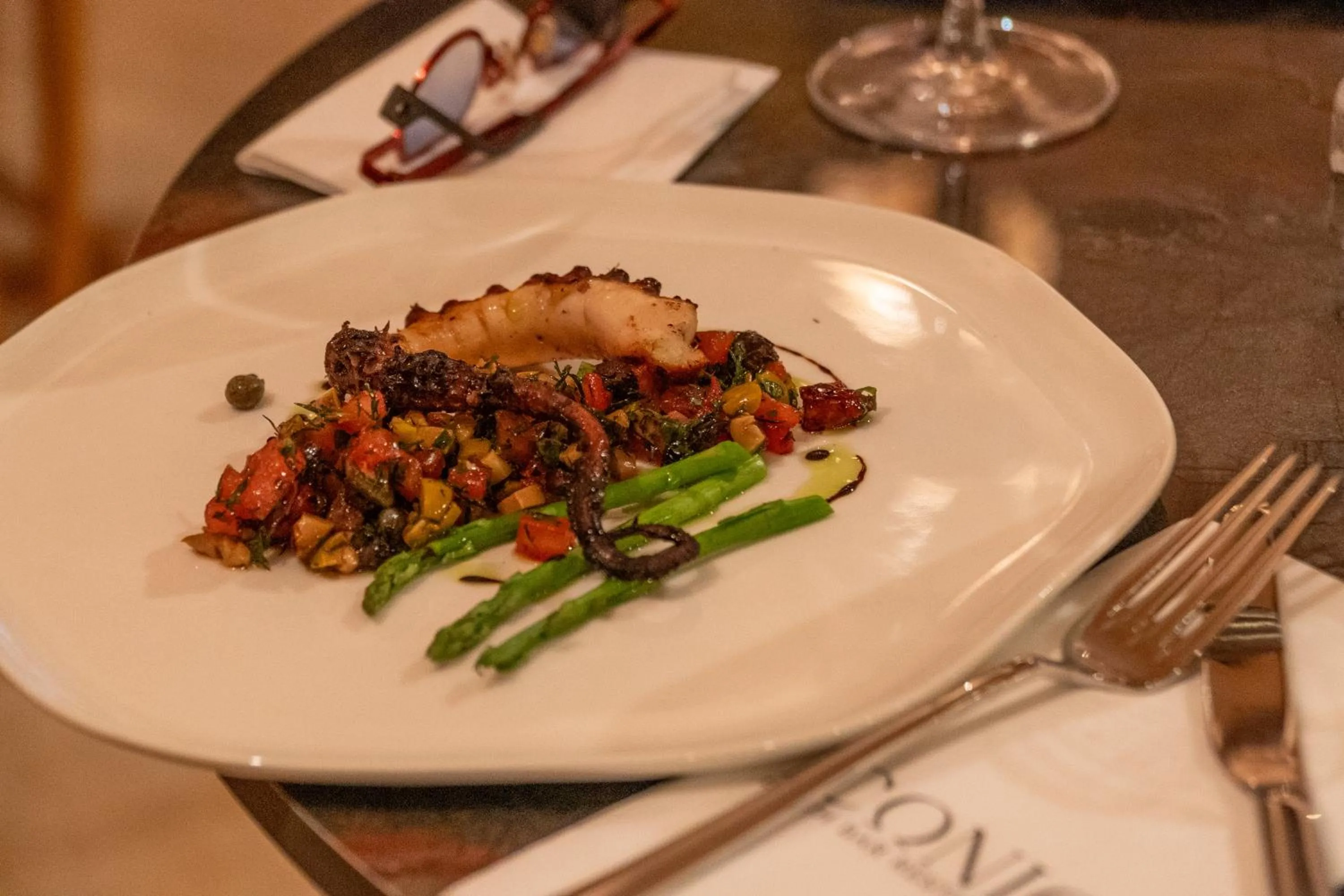 Food and drinks in InOne Mucho Selection Hotel