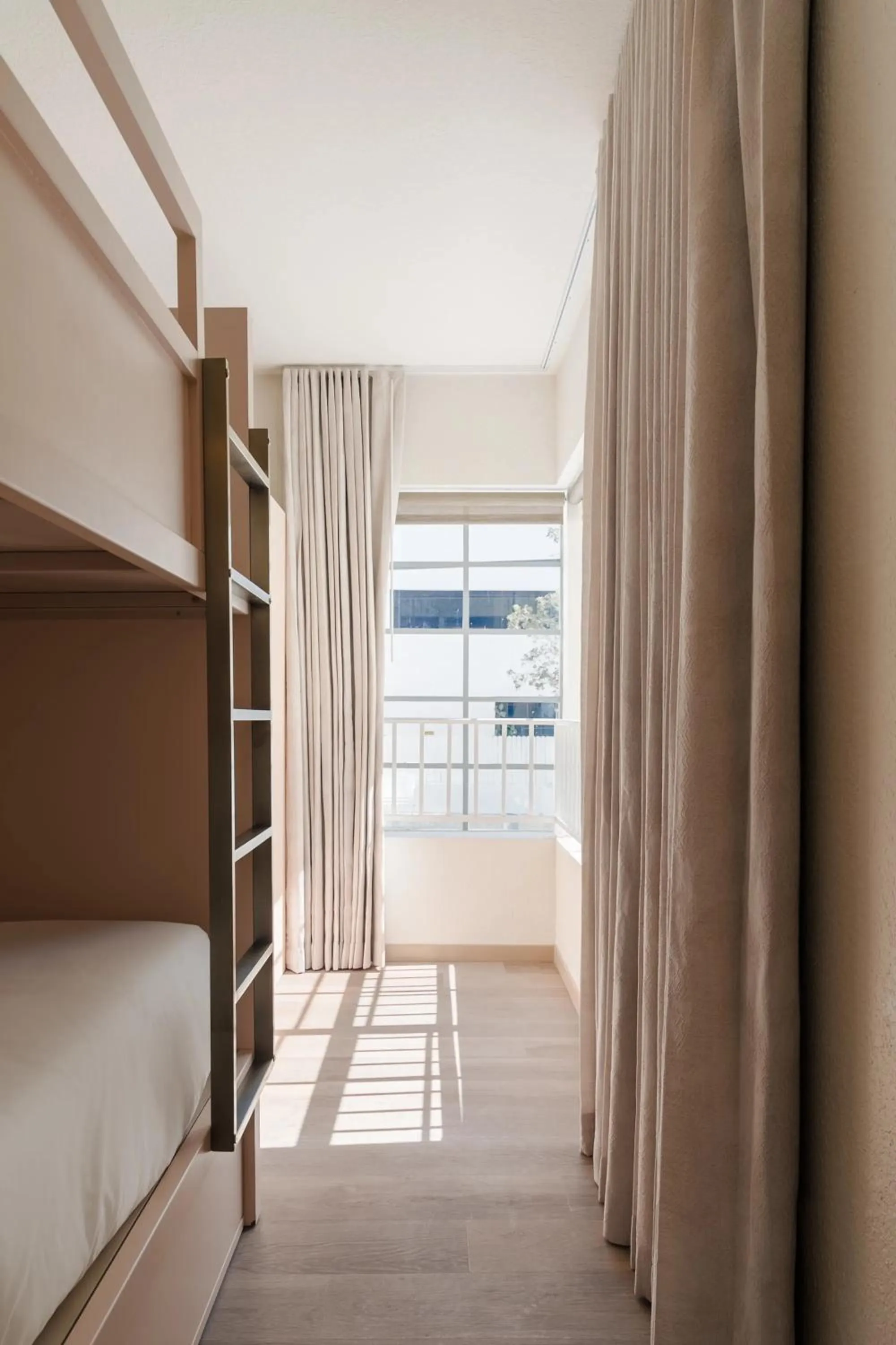 Bedroom, Bed in FOUND Hotel Miami Beach