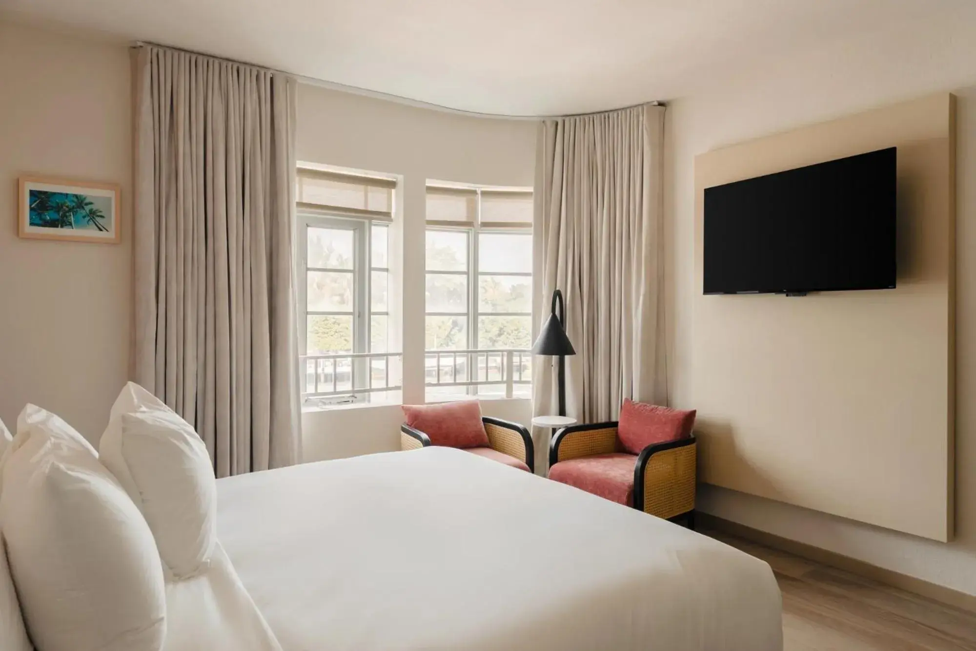 Bedroom, Bed in FOUND Hotel Miami Beach Bedroom, Bed in FOUND Hotel Miami Beach