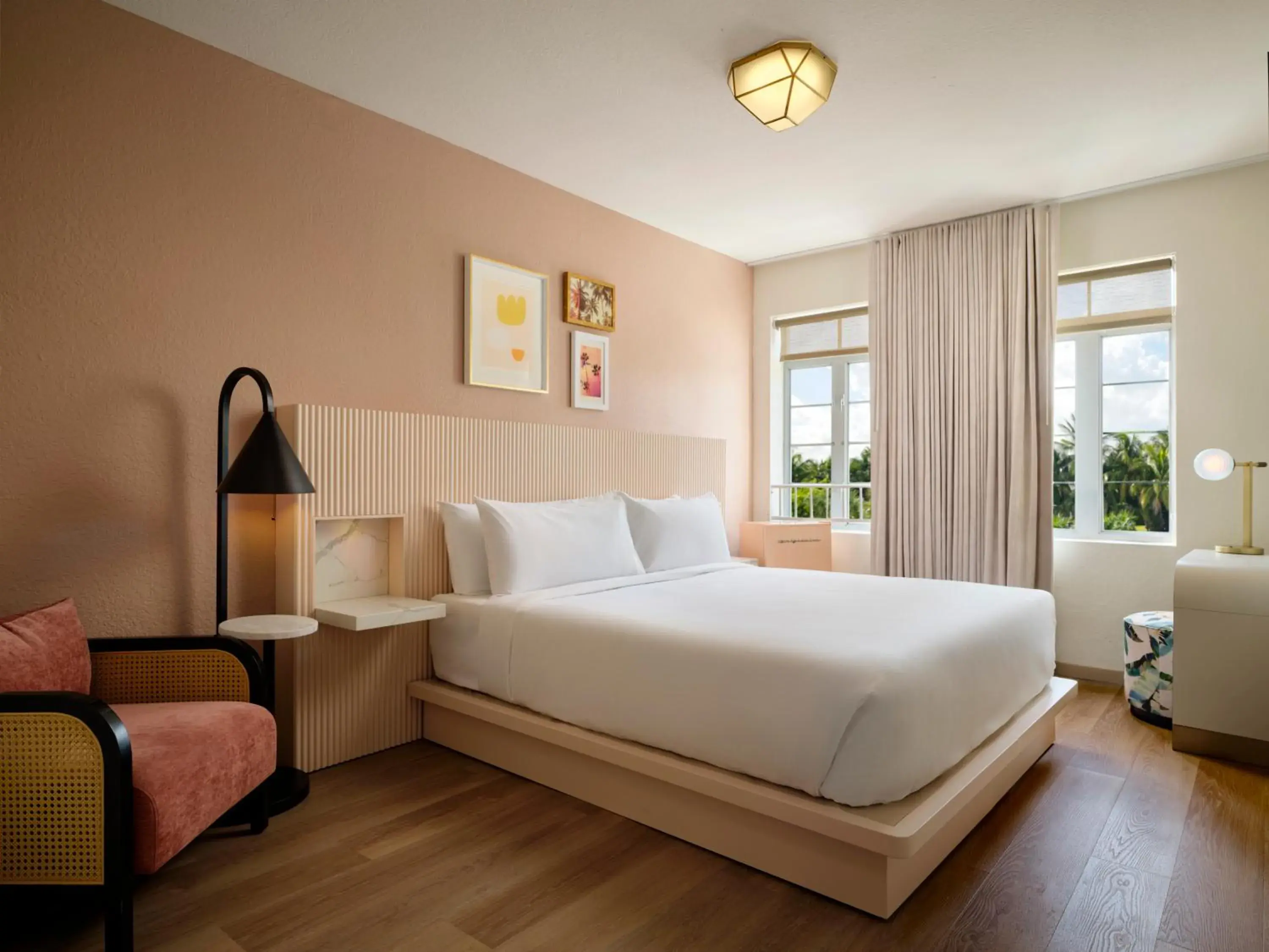 Bed in FOUND Hotels, Miami Beach, Series by Marriott Bed in FOUND Hotels, Miami Beach, Series by Marriott