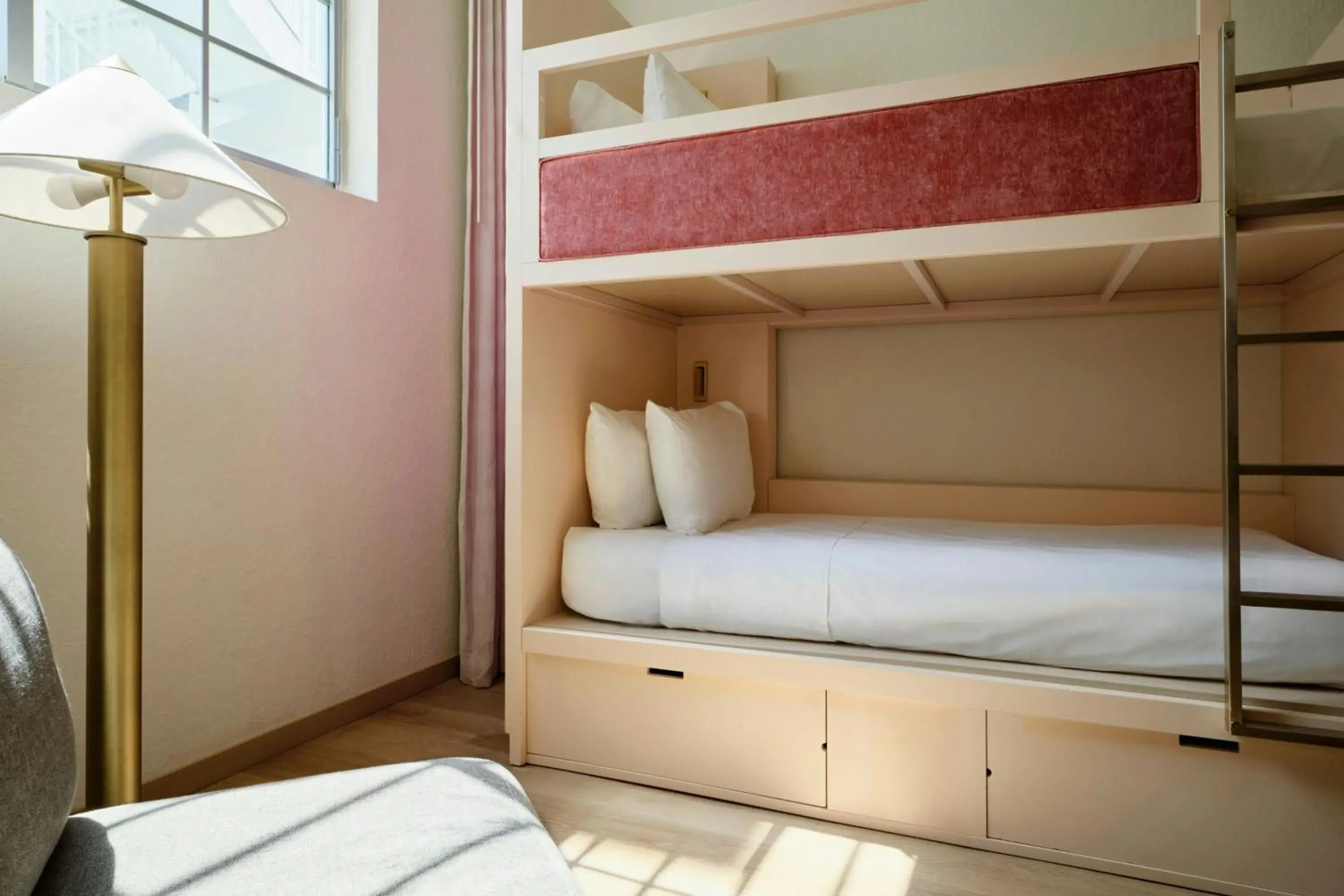 Photo of the whole room, Bed in FOUND Hotels, Miami Beach, Series by Marriott Photo of the whole room, Bed in FOUND Hotels, Miami Beach, Series by Marriott
