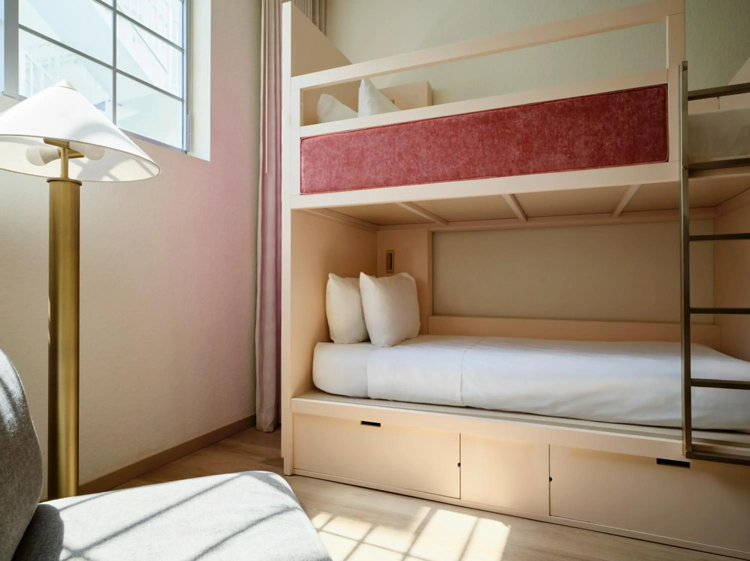 bunk bed, Bed in FOUND Hotels, Miami Beach, Series by Marriott bunk bed, Bed in FOUND Hotels, Miami Beach, Series by Marriott