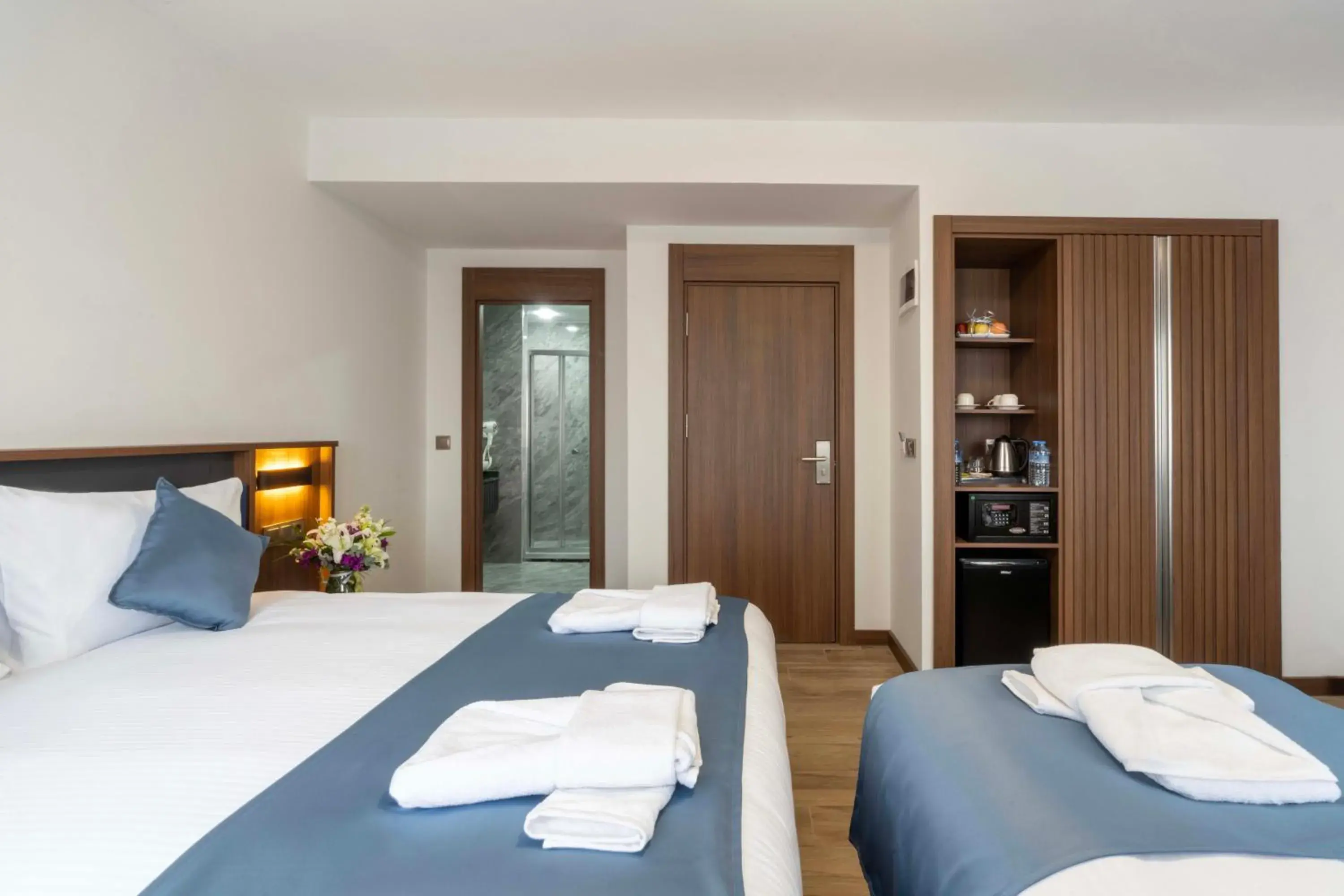 Photo of the whole room, Bed in THE BOSFOR HOTEL Photo of the whole room, Bed in THE BOSFOR HOTEL