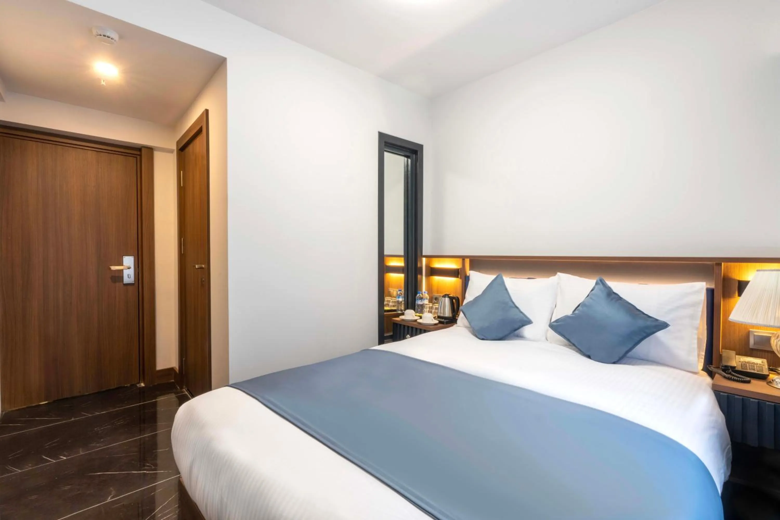 Photo of the whole room, Bed in THE BOSFOR HOTEL