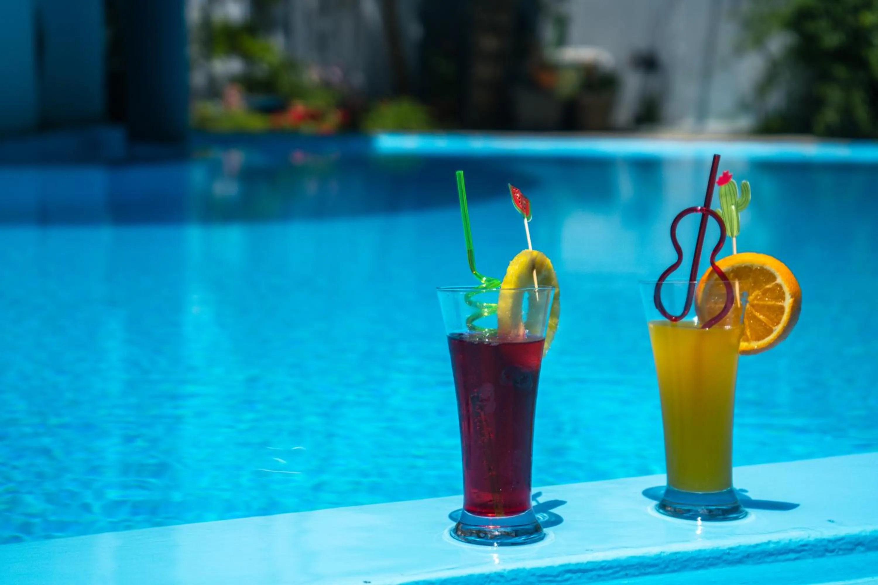 Swimming pool in RODI BLUE apartments