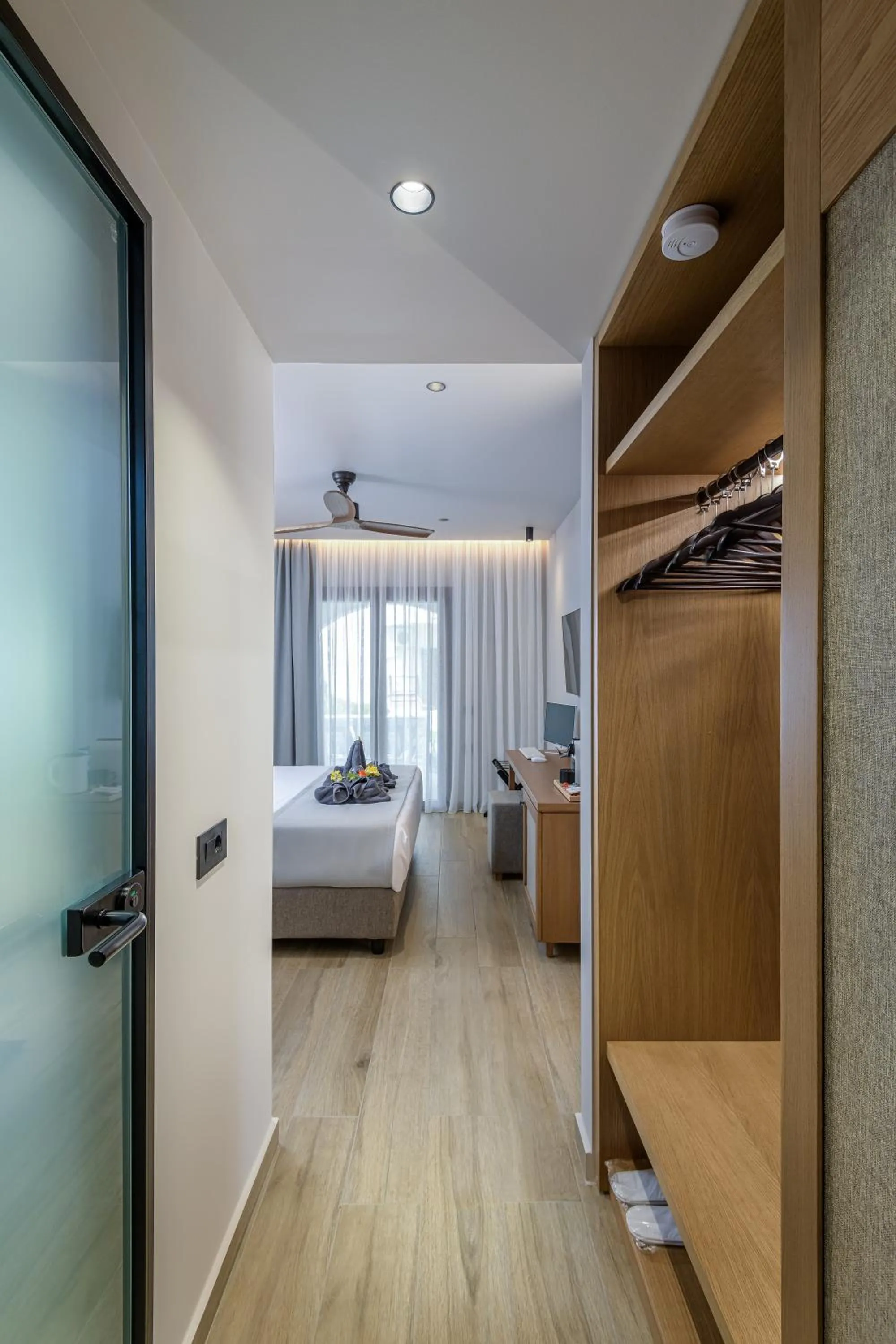 Bedroom, Bed in Gaia Garden