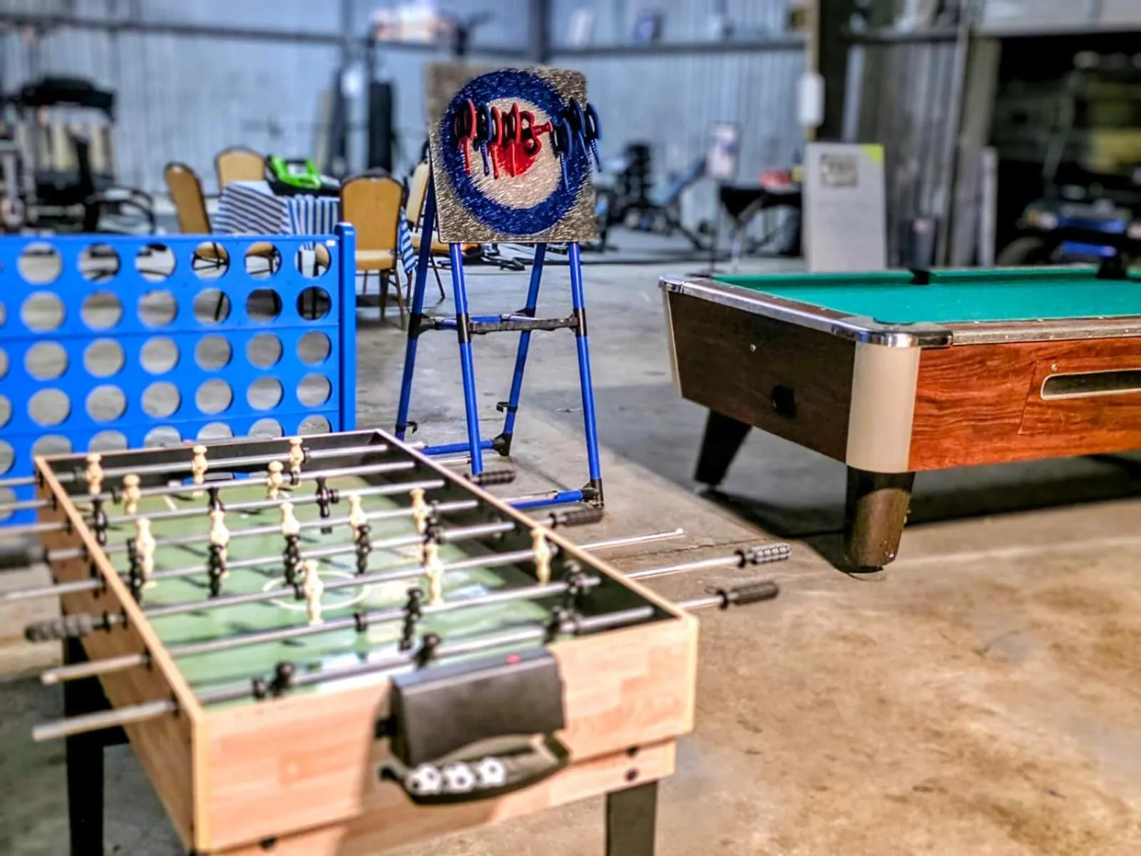 Game Room in Bells Marina & Fishing Resort - Santee Lake Marion by I95 - Family Adventure, Pets on Request!