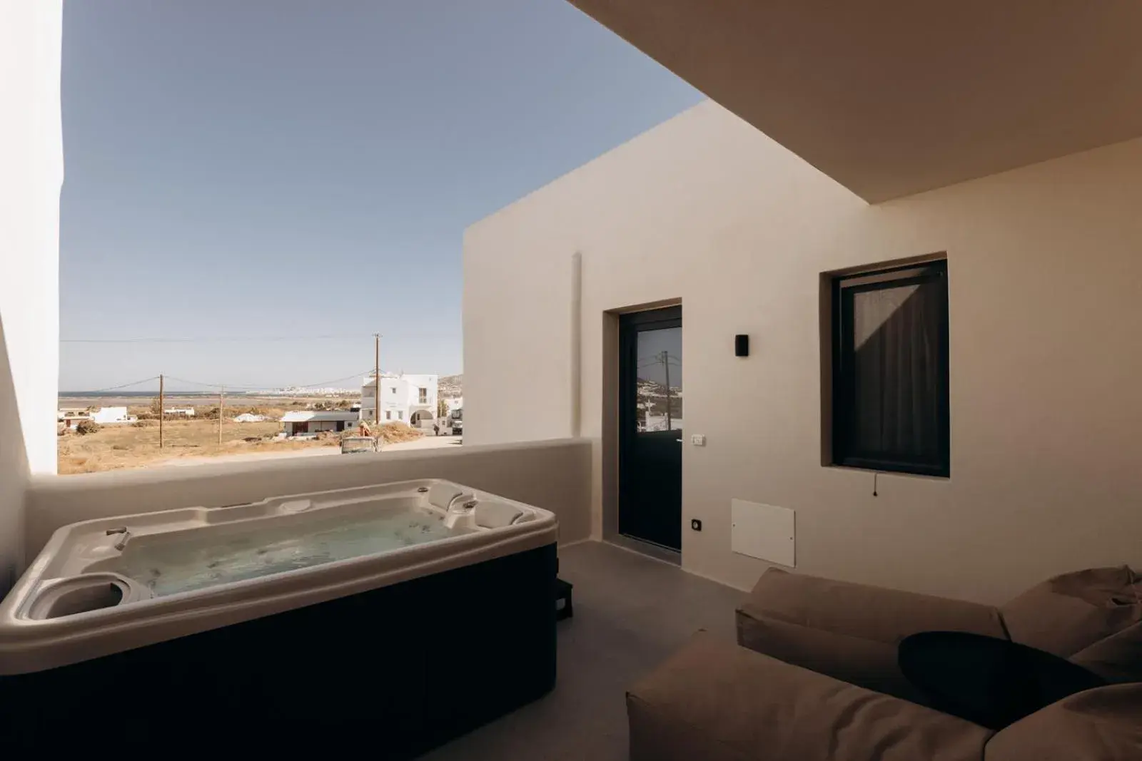 Queen Suite with Spa Bath in Princess Luxury Suites Adults Only - Princess Hotels Collection Queen Suite with Spa Bath in Princess Luxury Suites Adults Only - Princess Hotels Collection