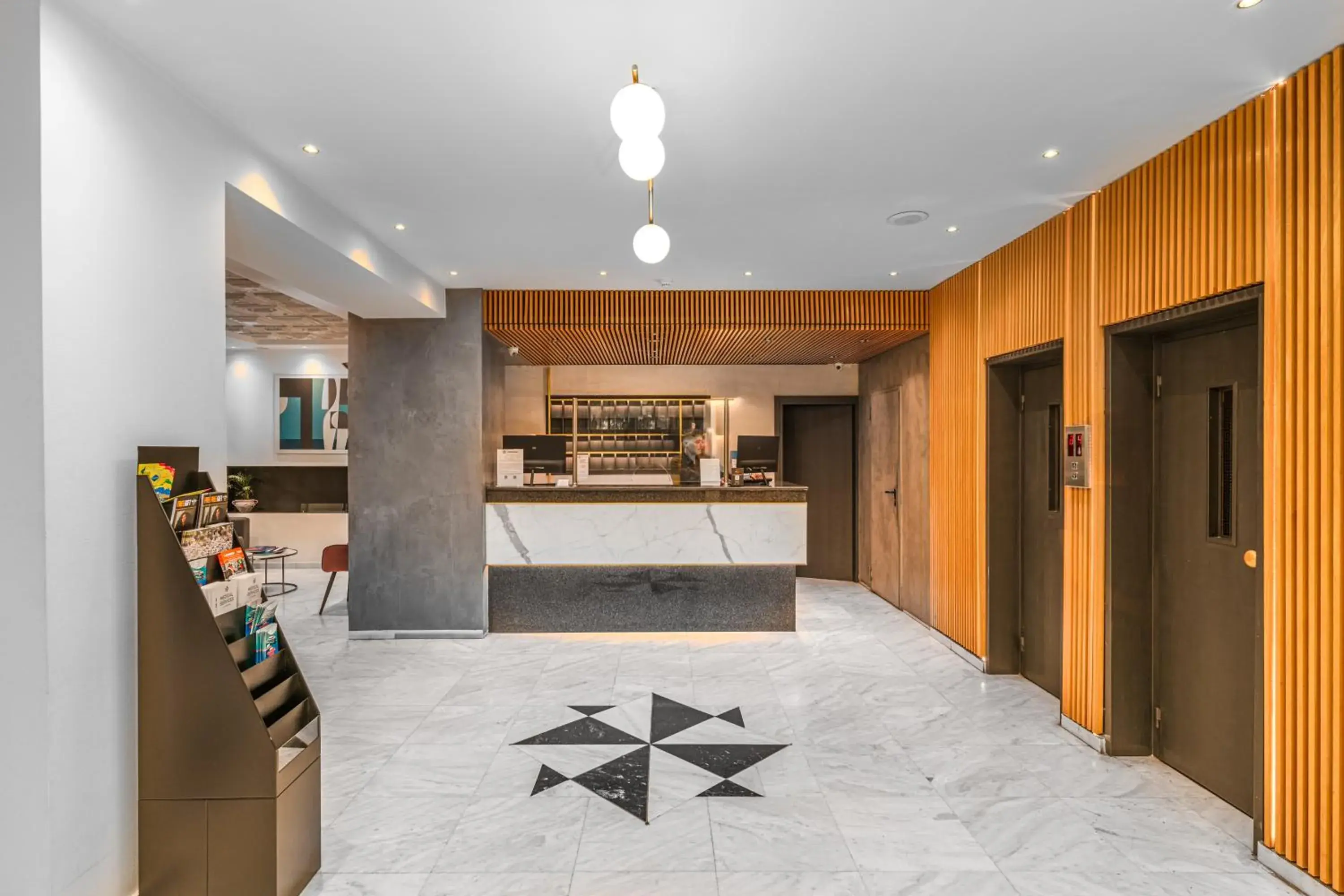 Property building, Bed in Parnon Hotel Property building, Bed in Parnon Hotel