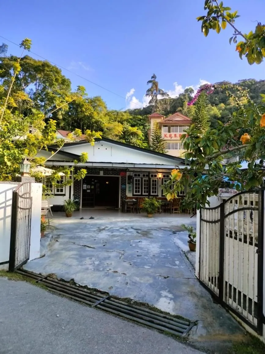 Property building in Vintage Guesthouse