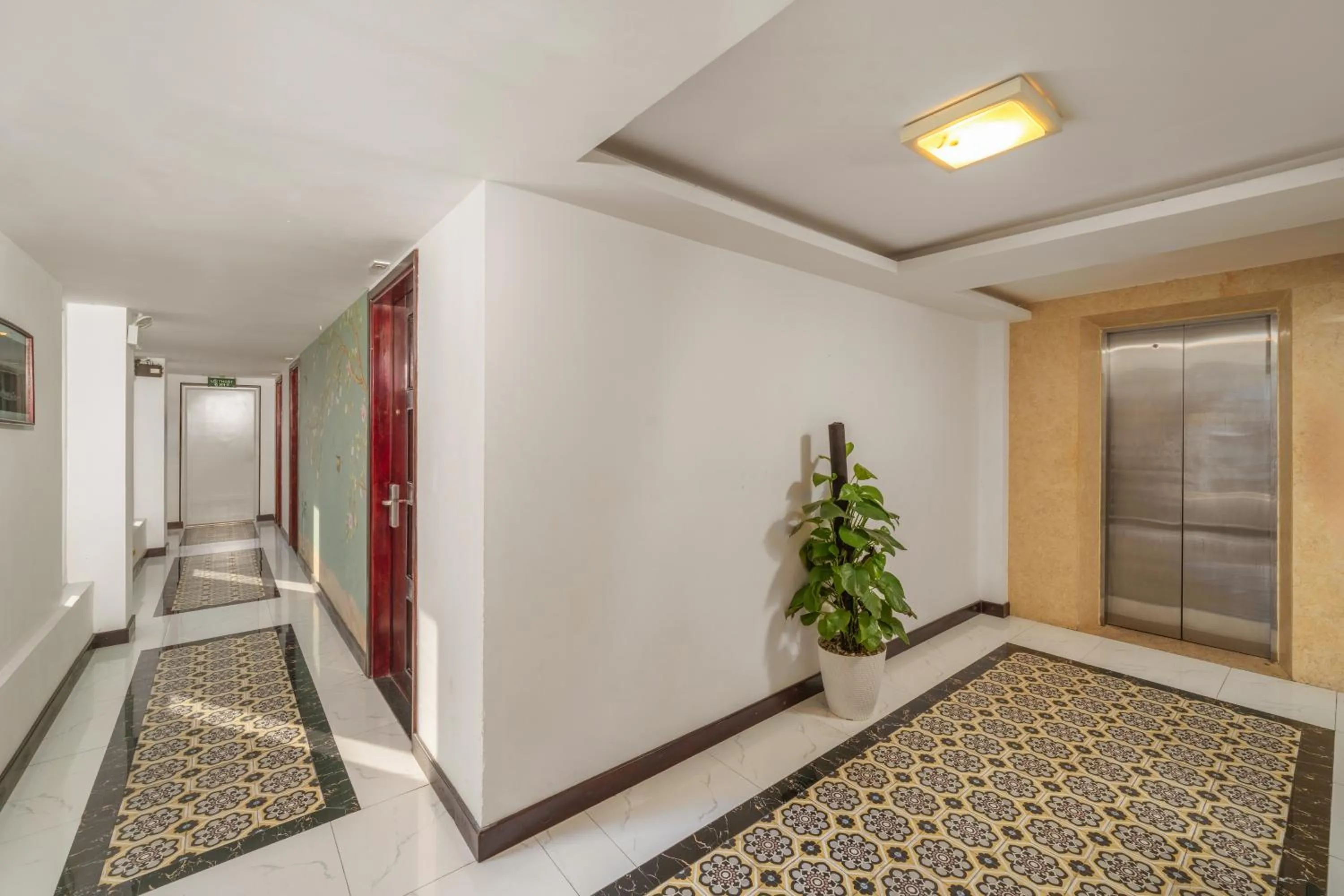 Property building in Việt Nam Hotel