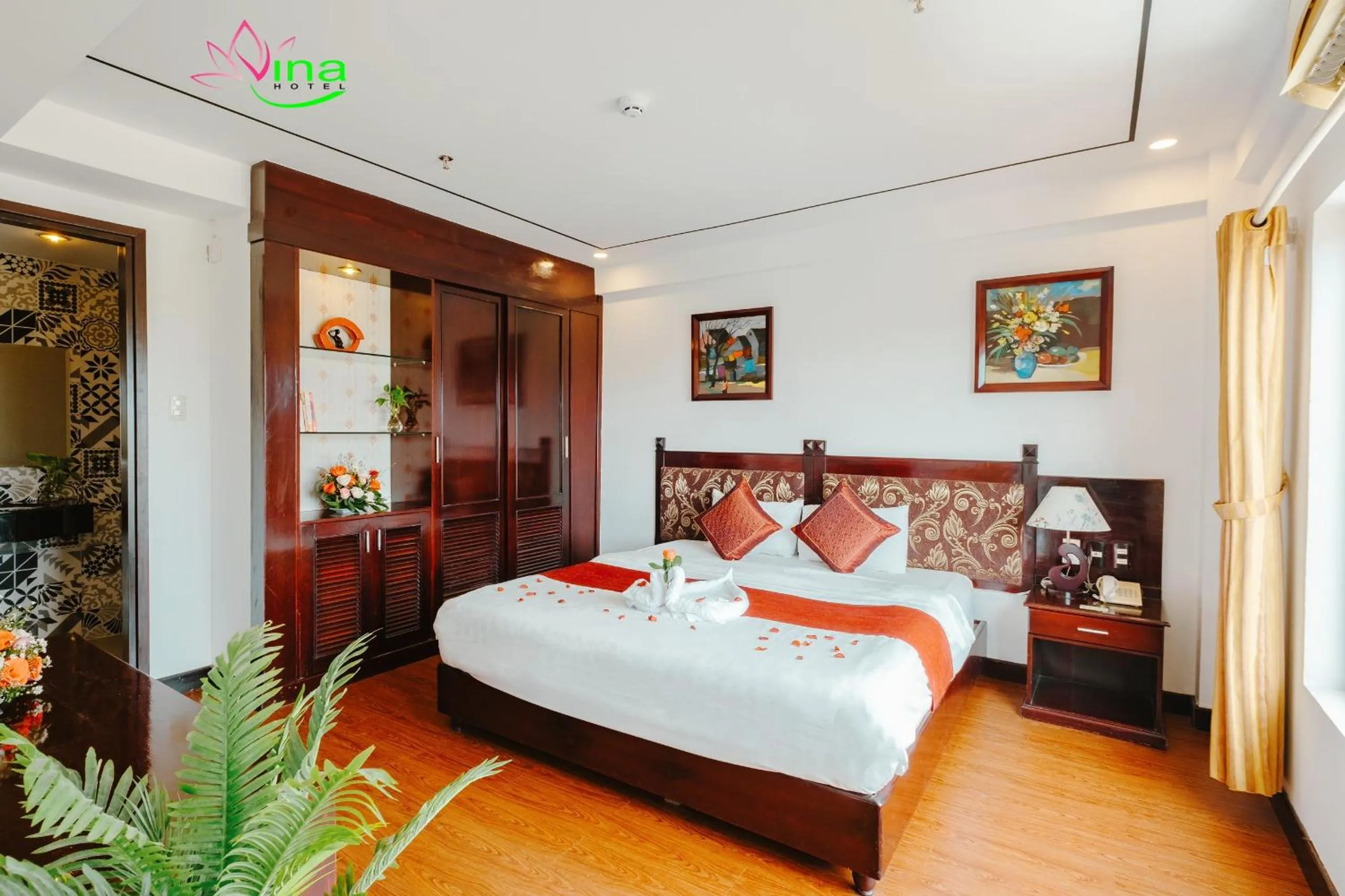 Bed in Việt Nam Hotel