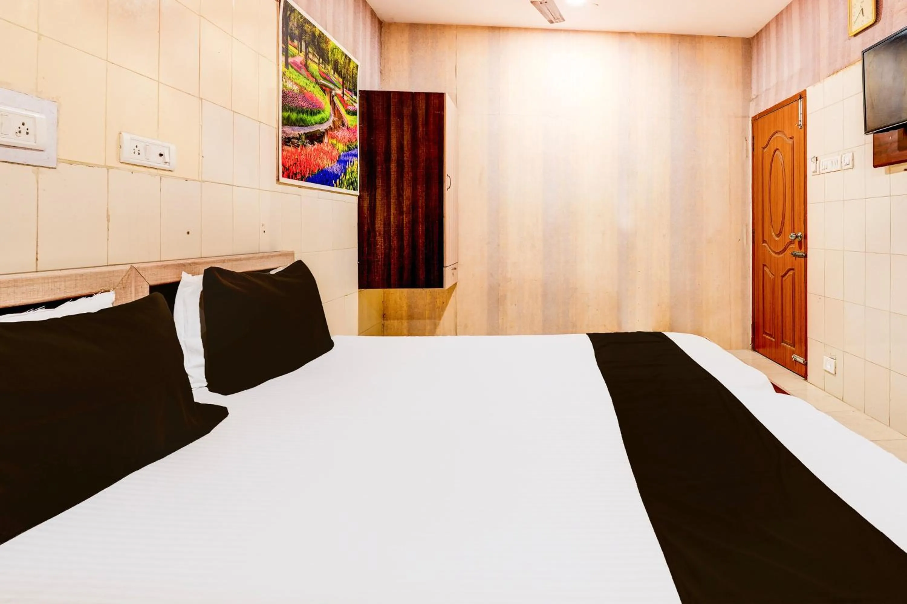 Bedroom in Hotel O MIZPAH INN