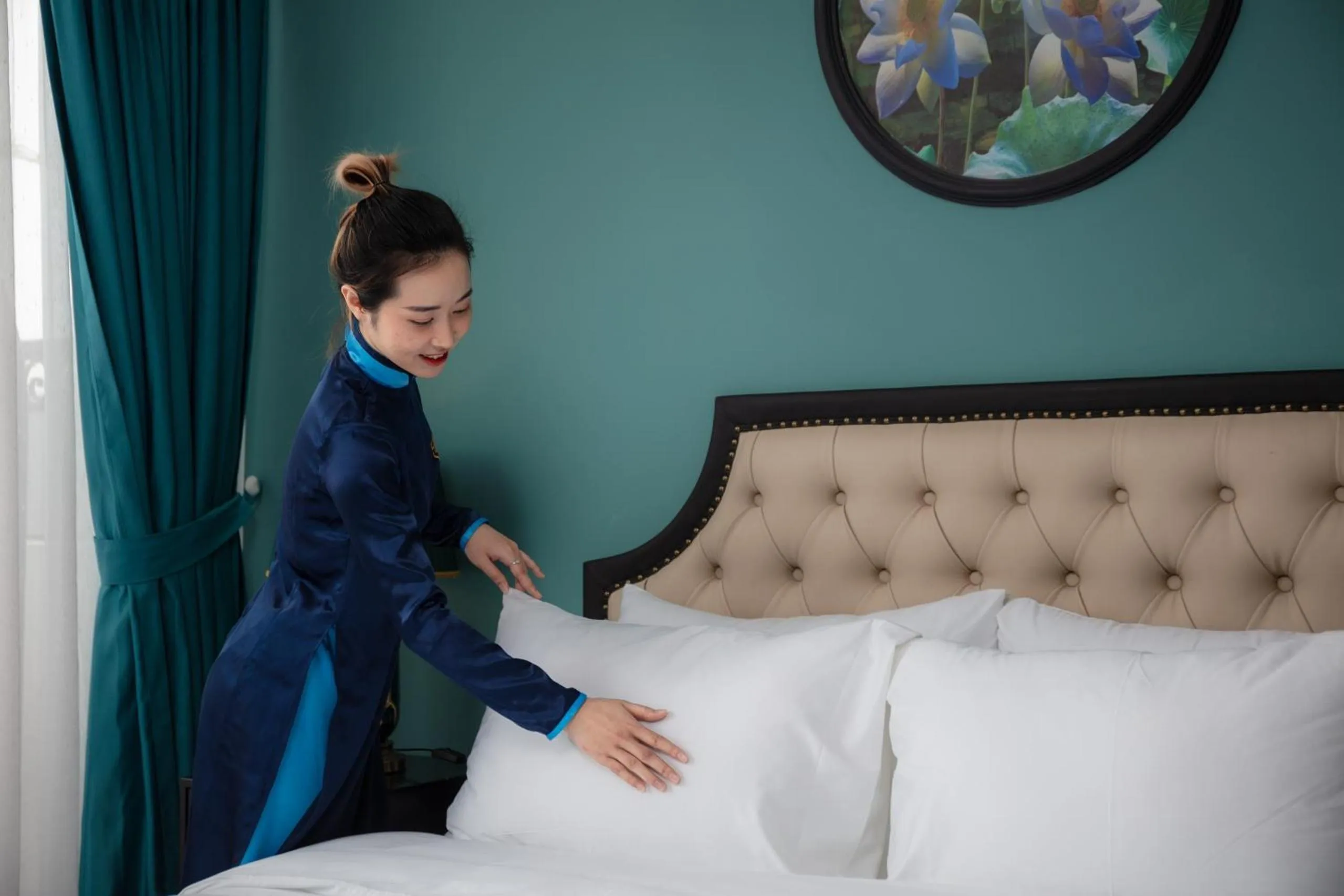 Bed in Madelise Palace Hotel & Travel