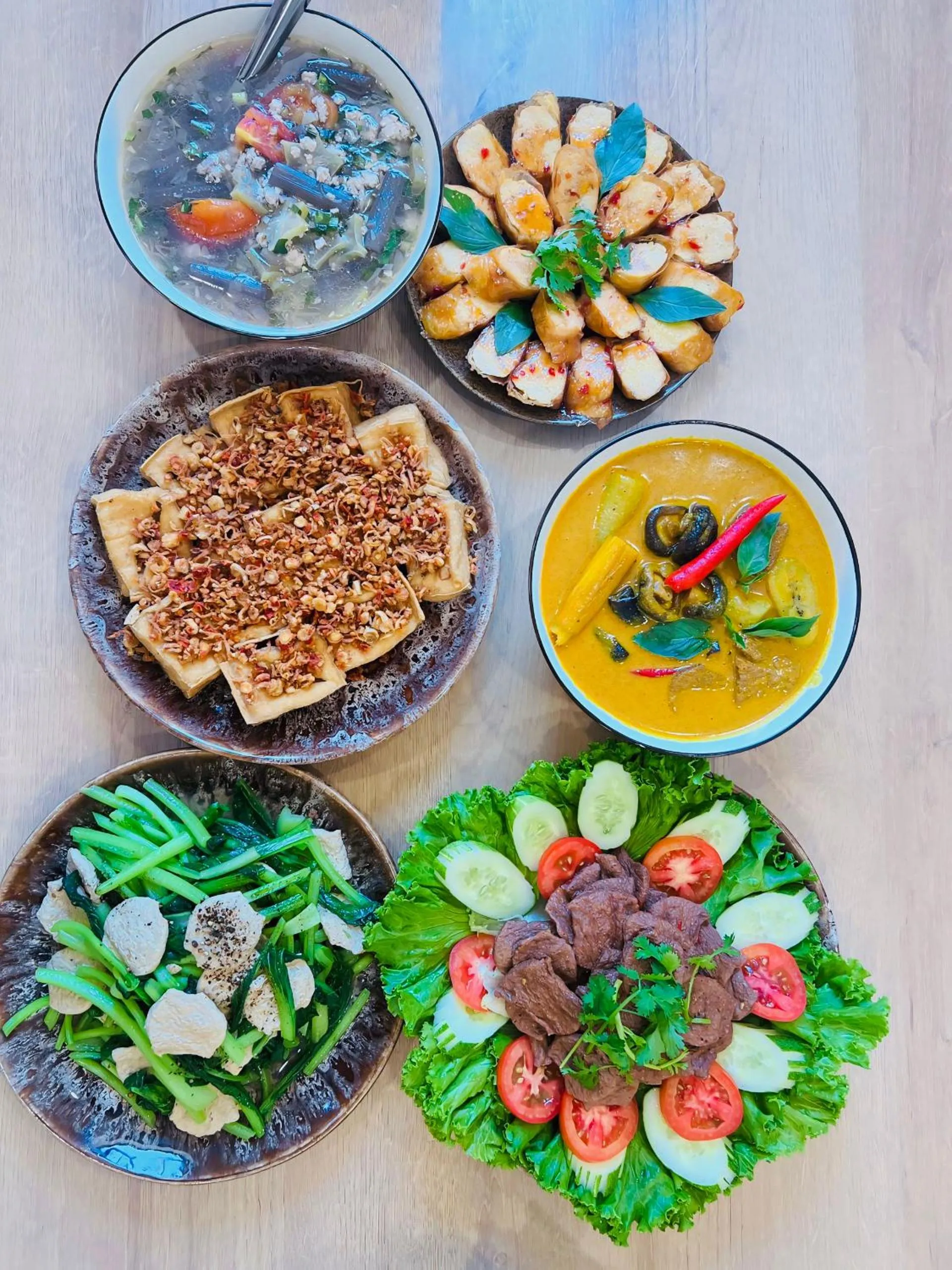 Restaurant/places to eat in Rova Hotel Phú Quốc