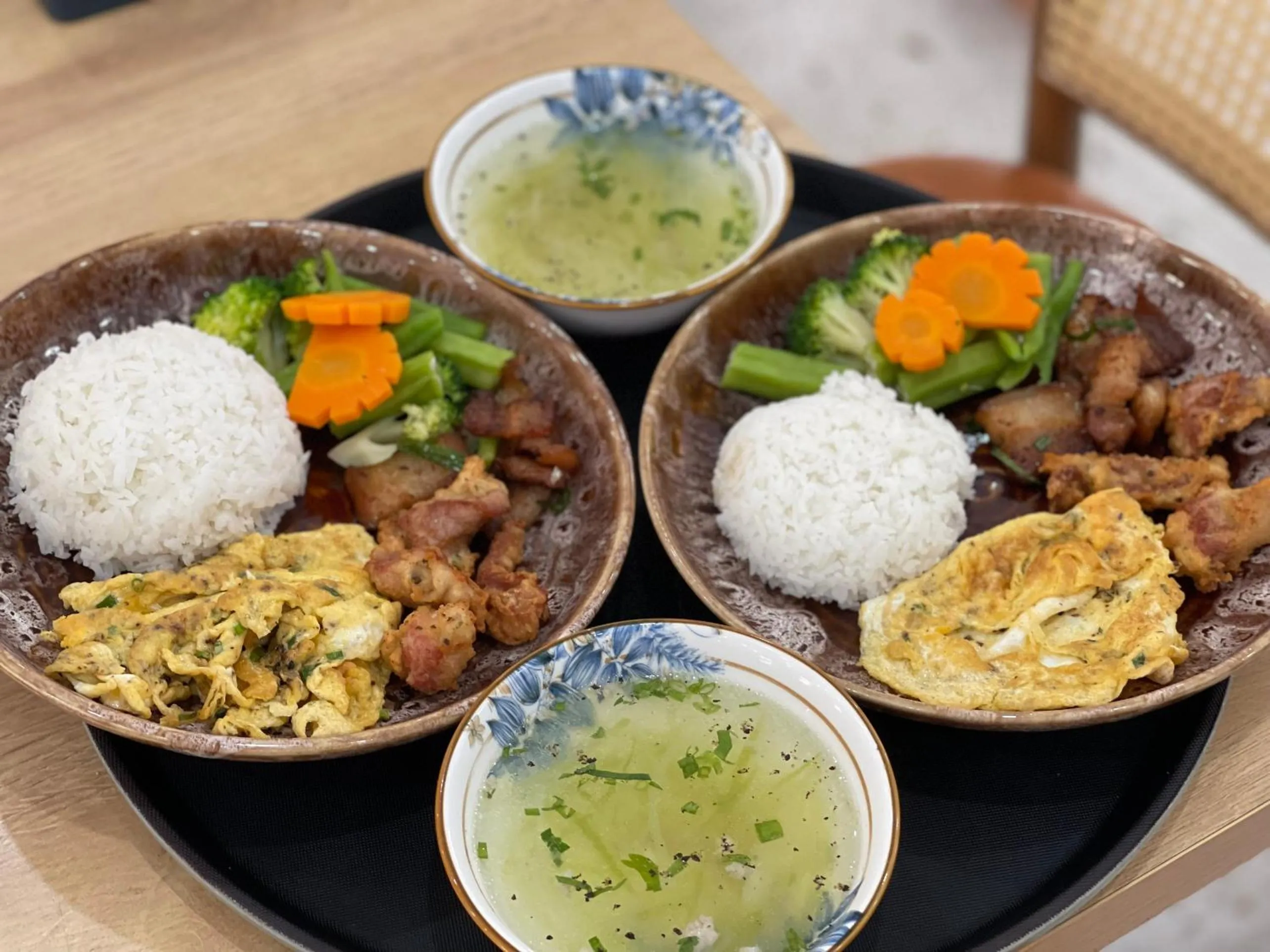 Restaurant/places to eat in Rova Hotel Phú Quốc