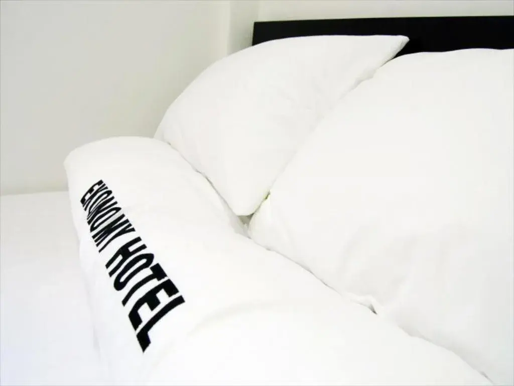 Bed in Ekonomy Hotel Bed in Ekonomy Hotel