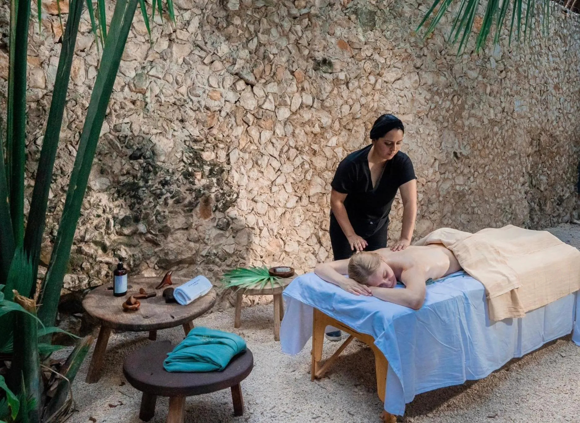 Massage in Japoneza Retreat Mérida - Adults Only by Cercana